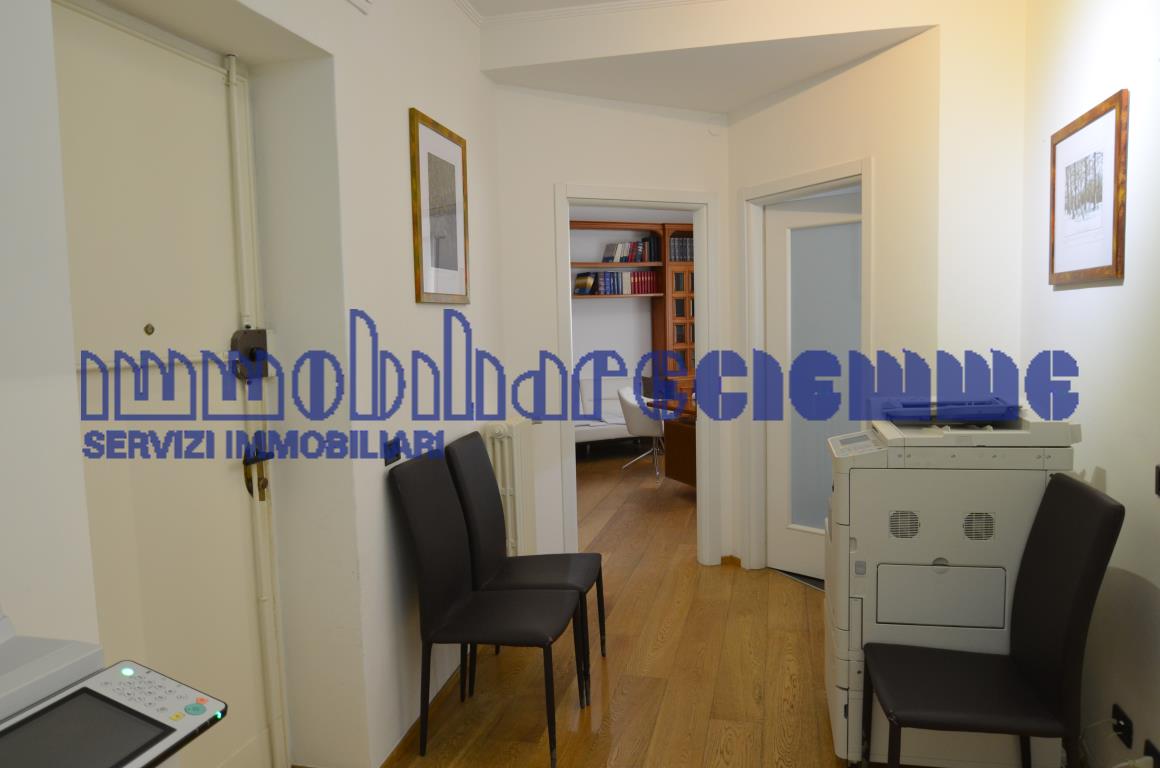 Studio/Ufficio in affitto a Lecco, Centro