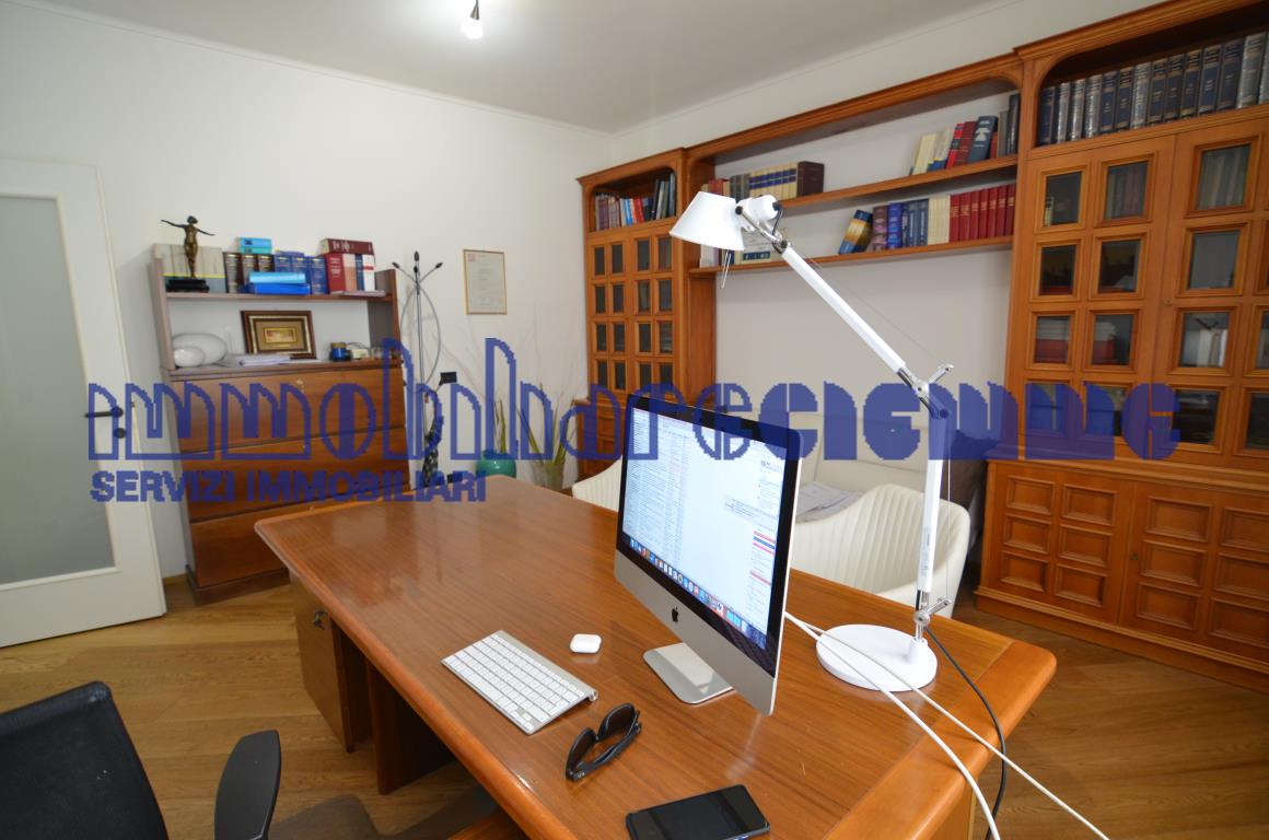 Studio/Ufficio in affitto a Lecco, Centro