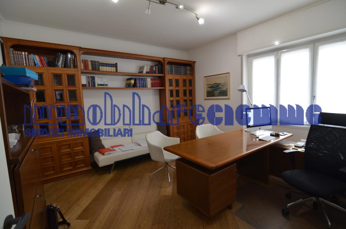 Studio/Ufficio in affitto a Lecco, Centro