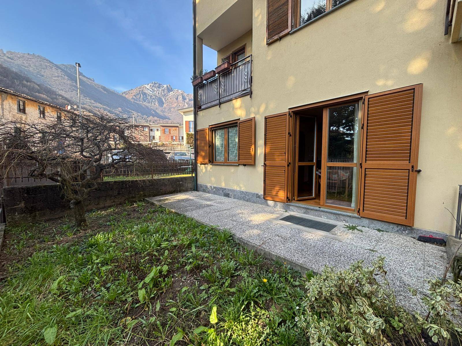 Appartamento in vendita a Ballabio, Ballabio inferiore