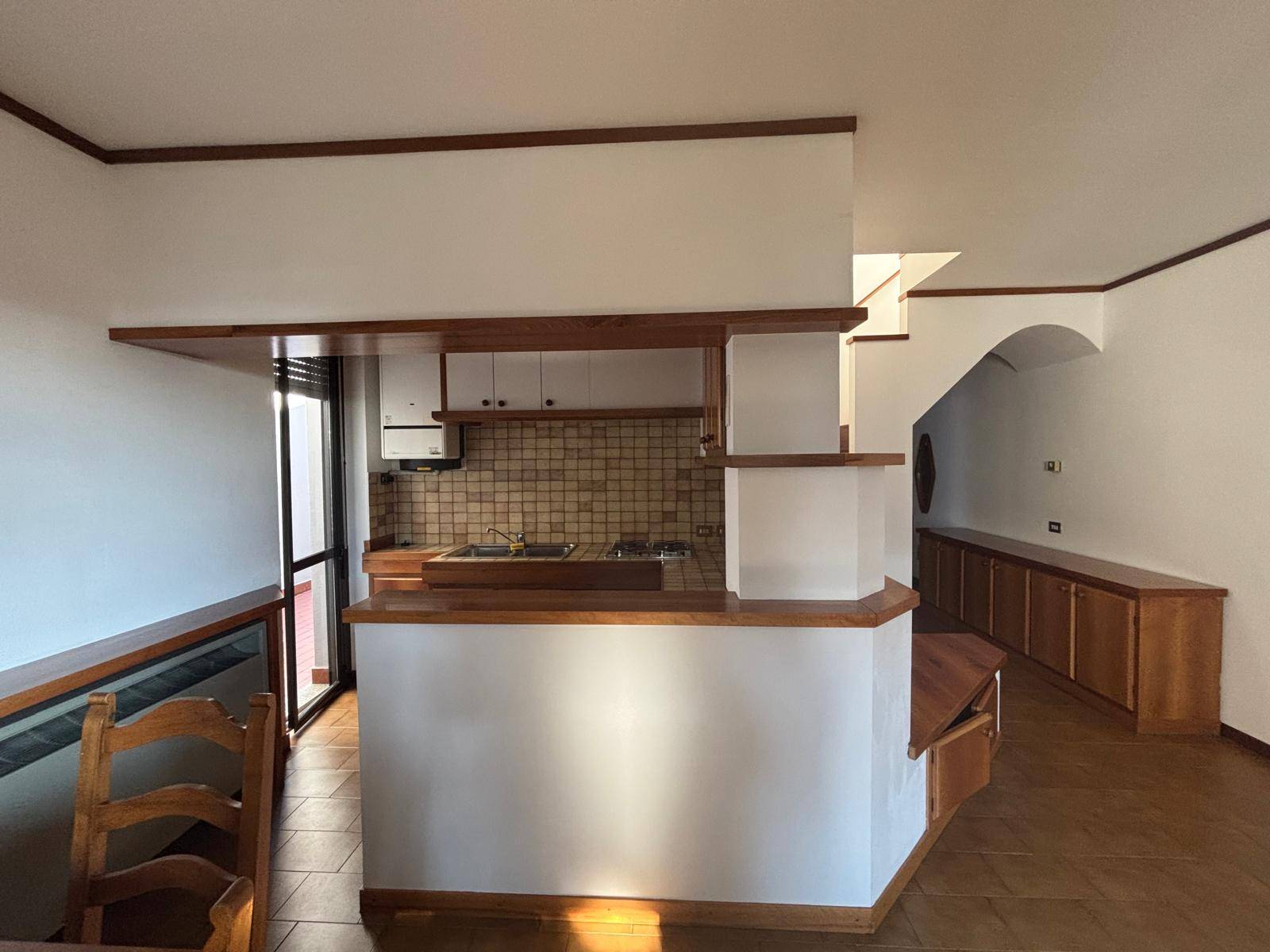 Appartamento in vendita a Lecco, Castello