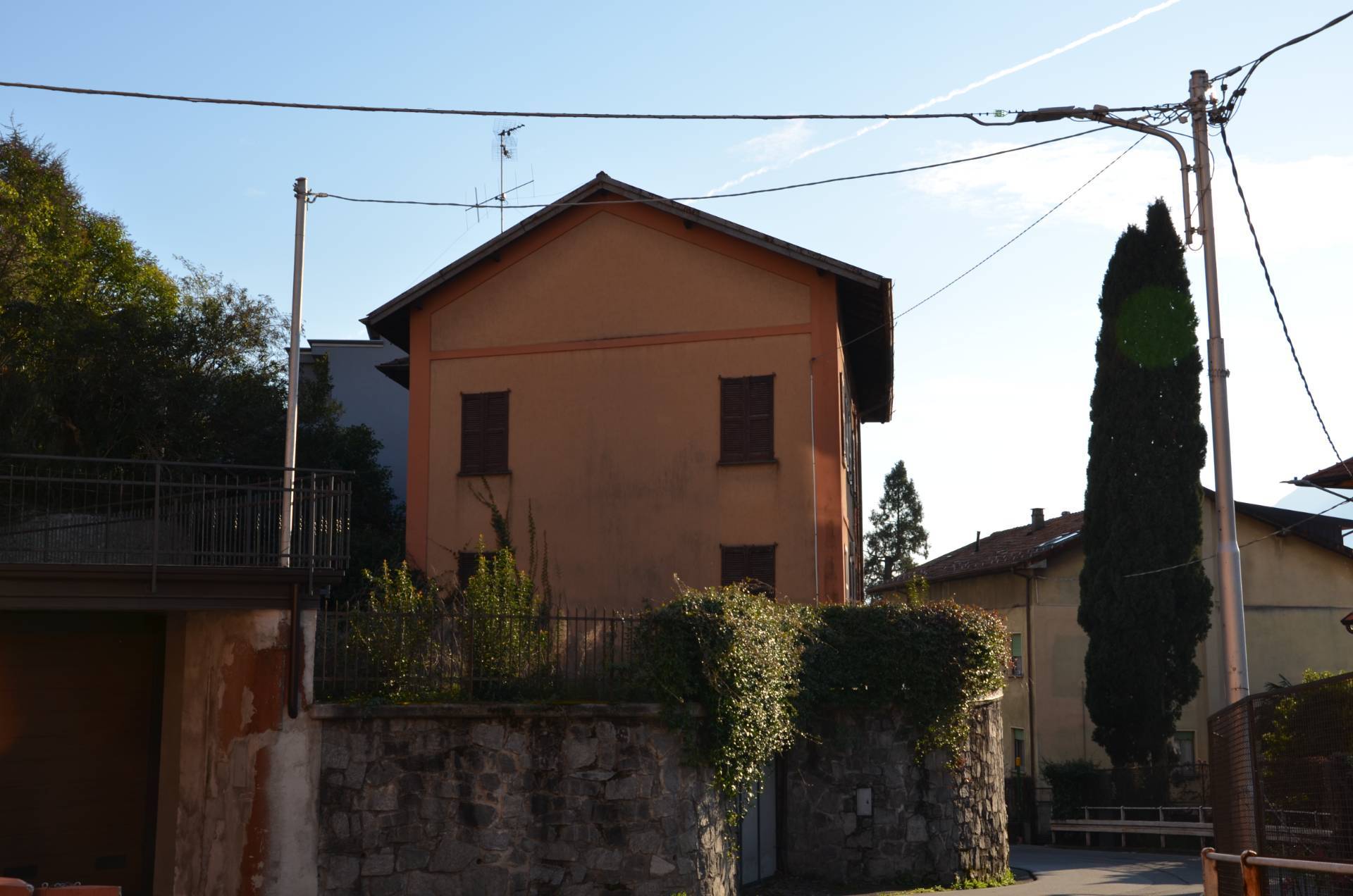 Casa singola in vendita a Bellano