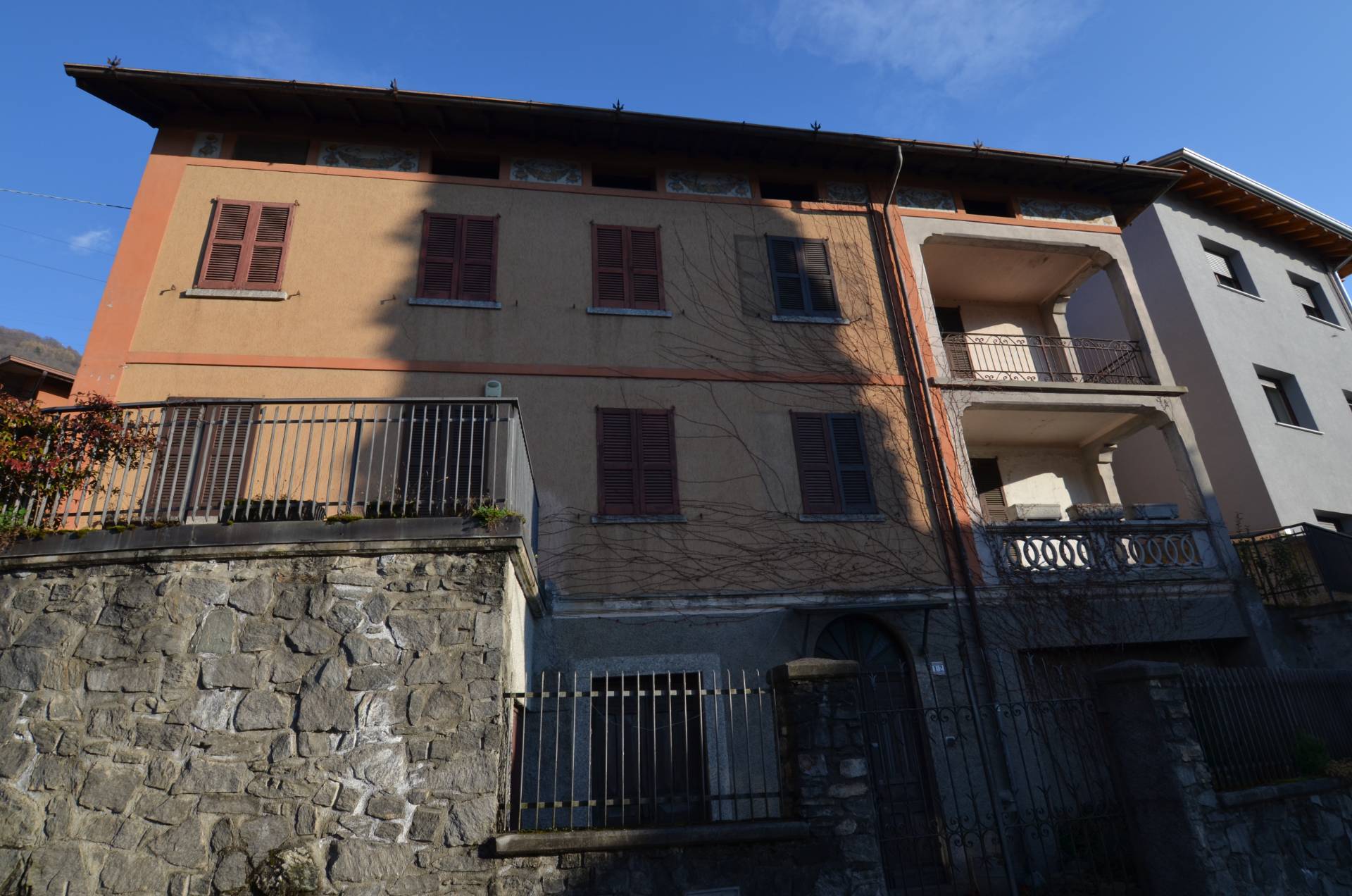 Casa singola in vendita a Bellano