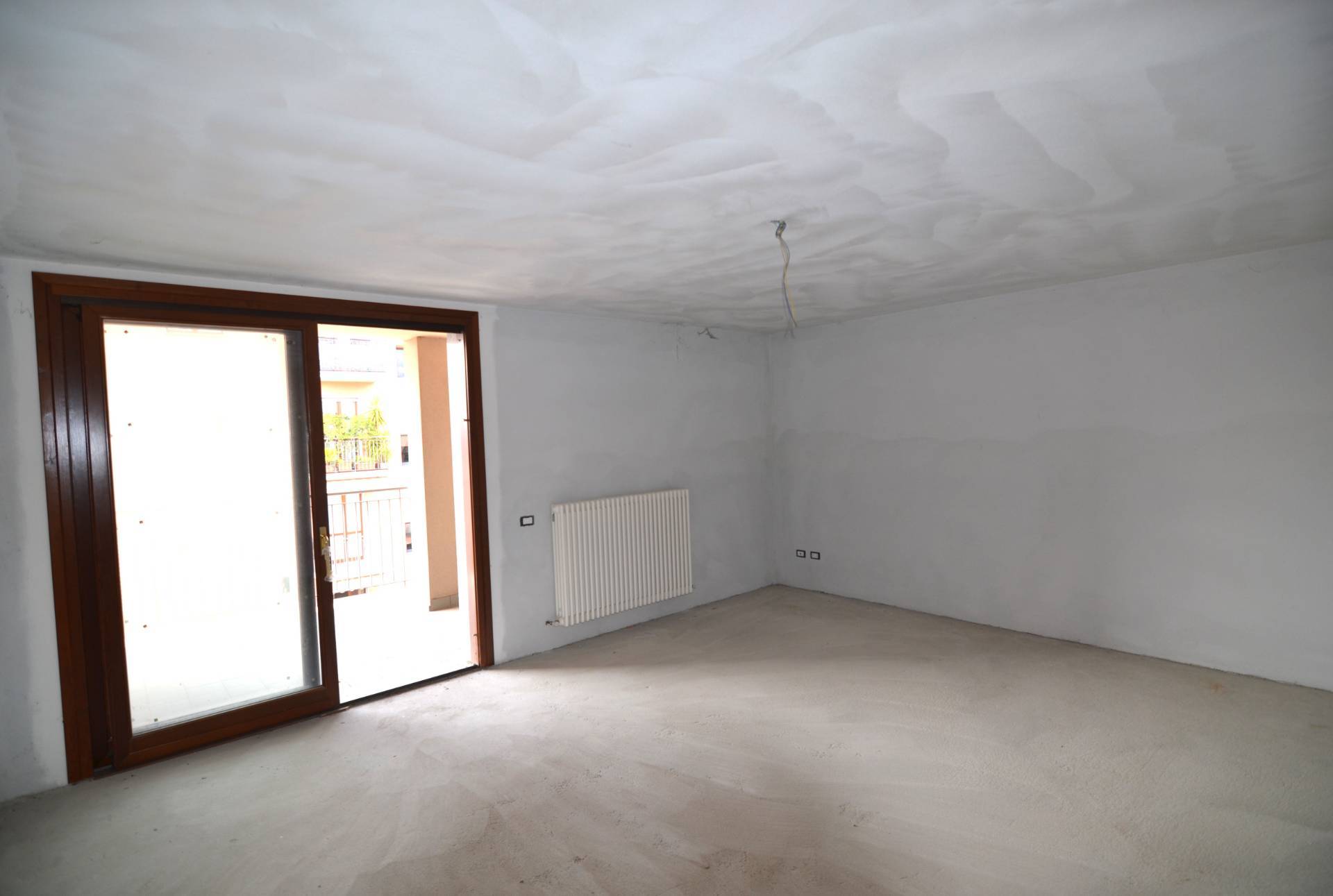 Appartamento in vendita a Calolziocorte, Pascolo