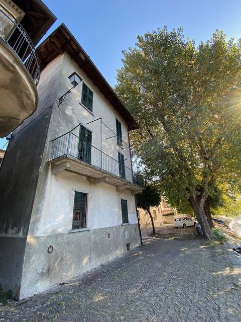 Casa singola in vendita a Lecco, Pescarenico