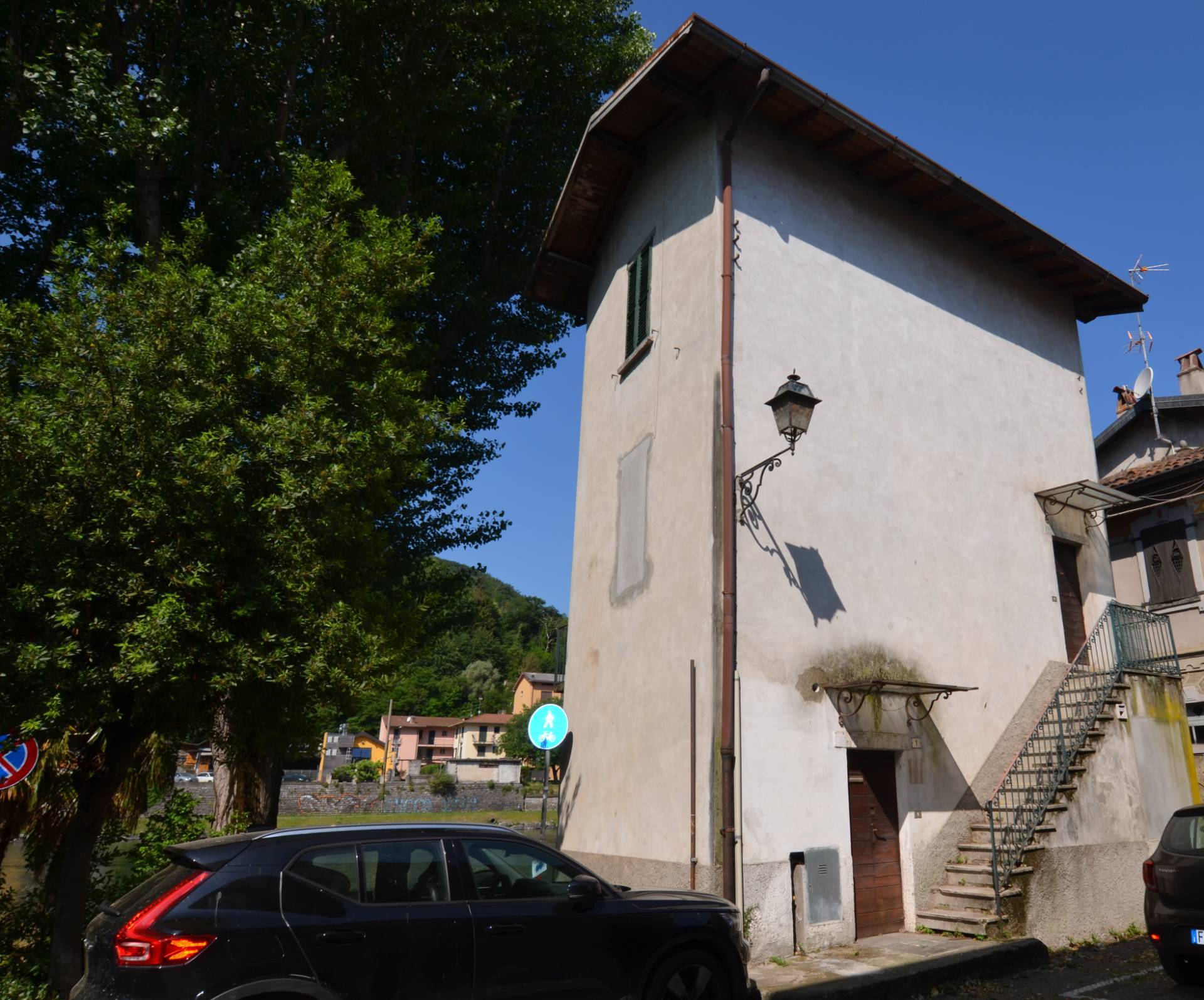 Casa singola in vendita a Lecco, Pescarenico