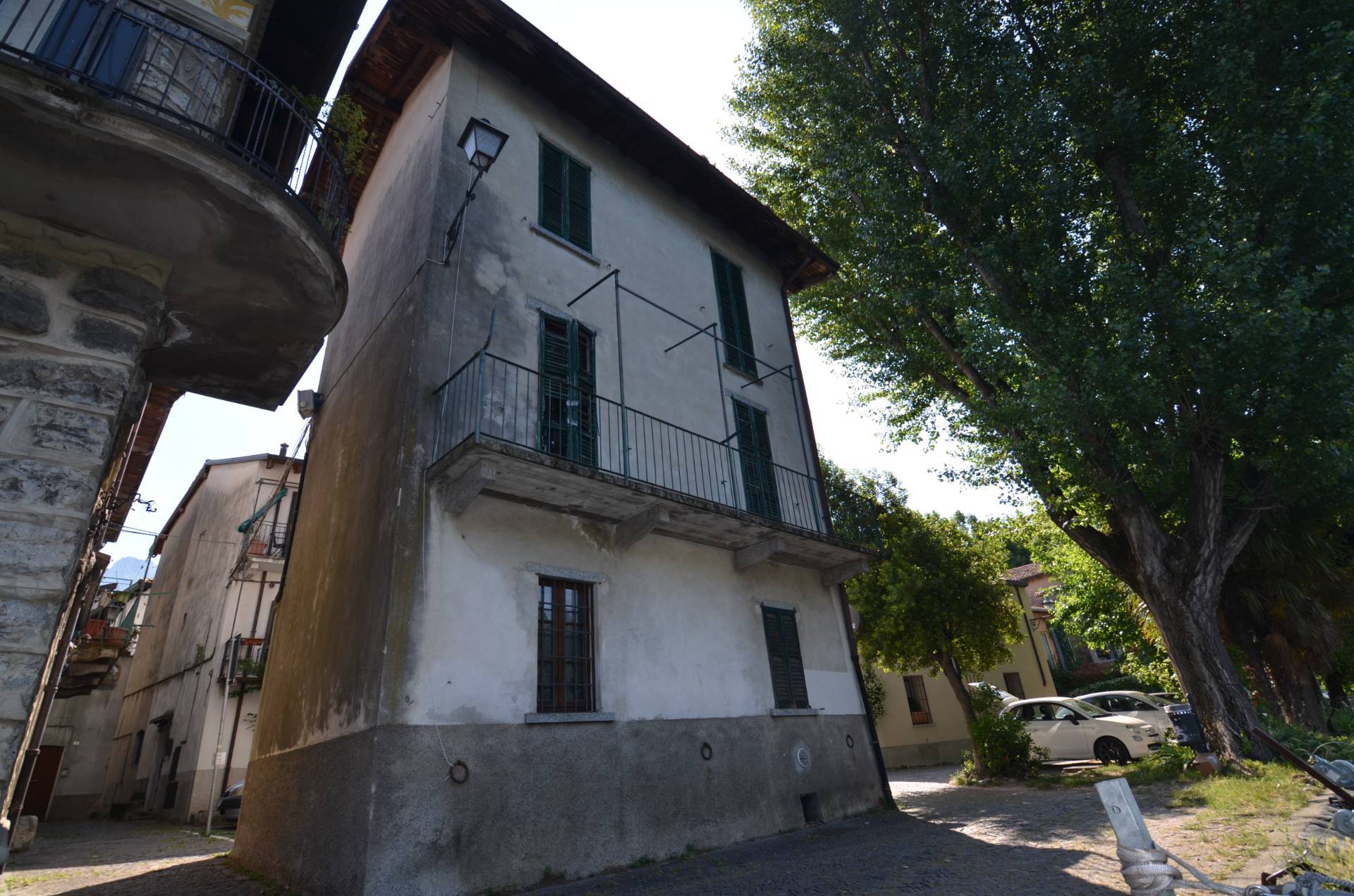 Casa singola in vendita a Lecco, Pescarenico