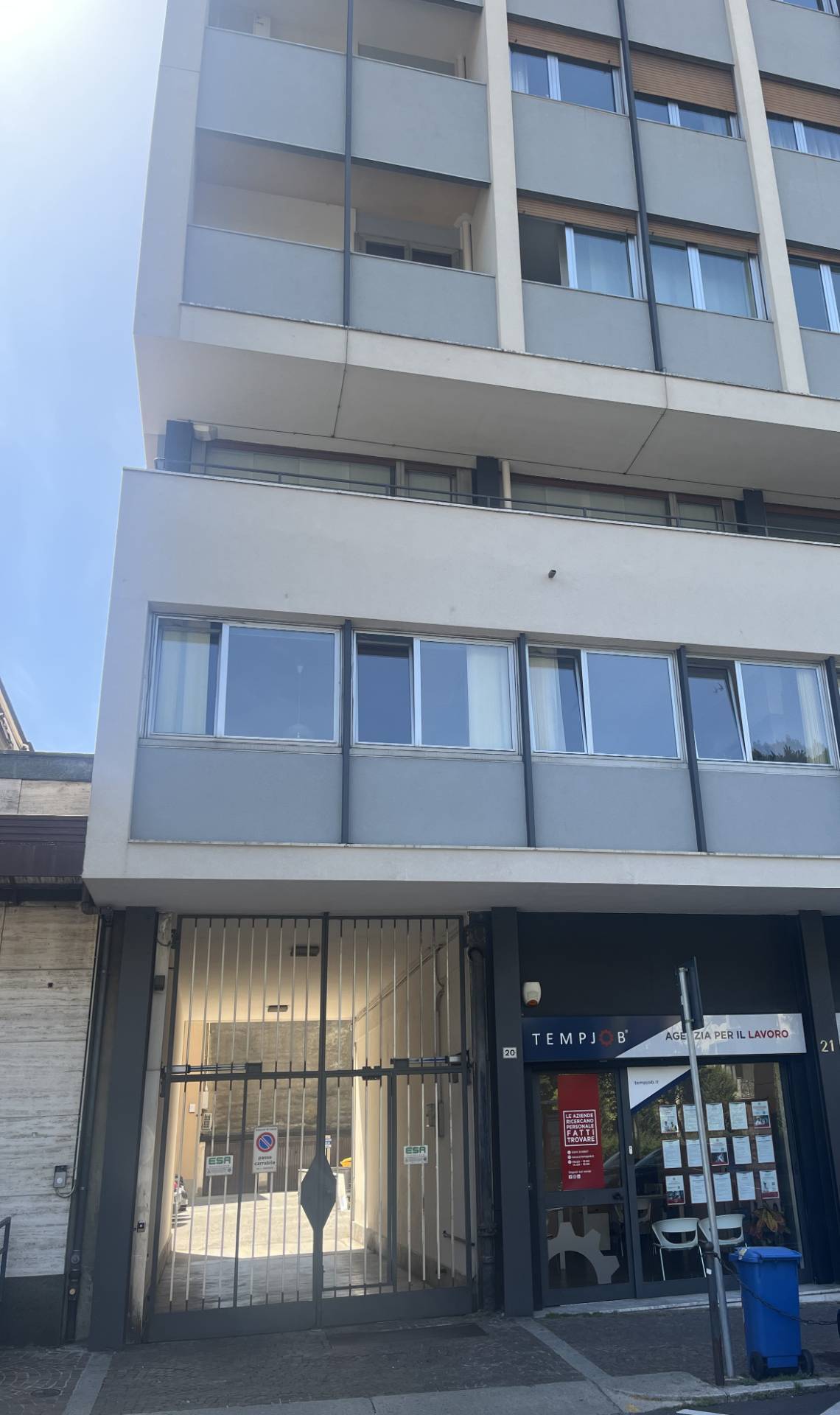 Box o garage in affitto a Lecco, Centro