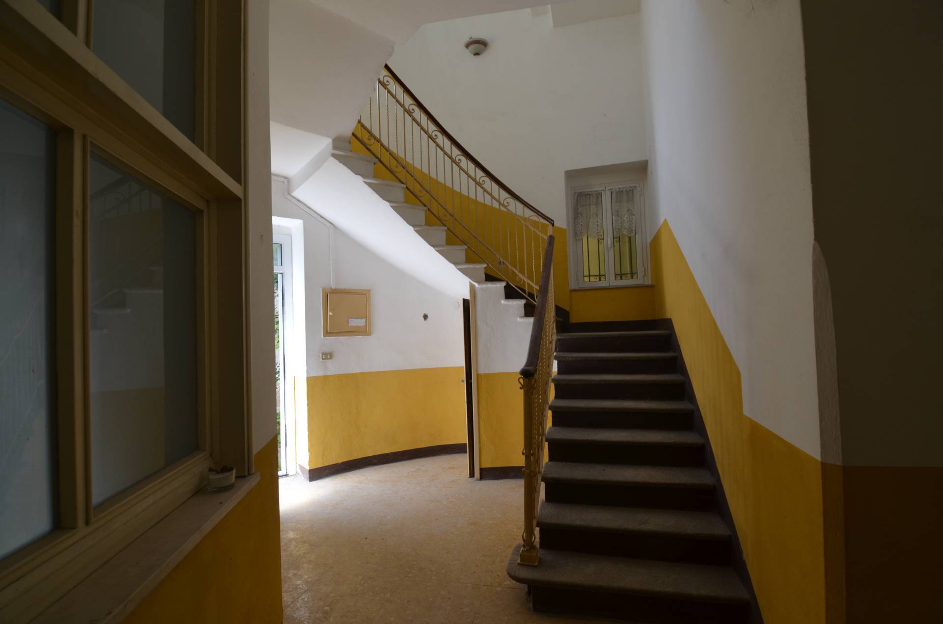 Casa Semindipendente in vendita a Lecco, Pescarenico