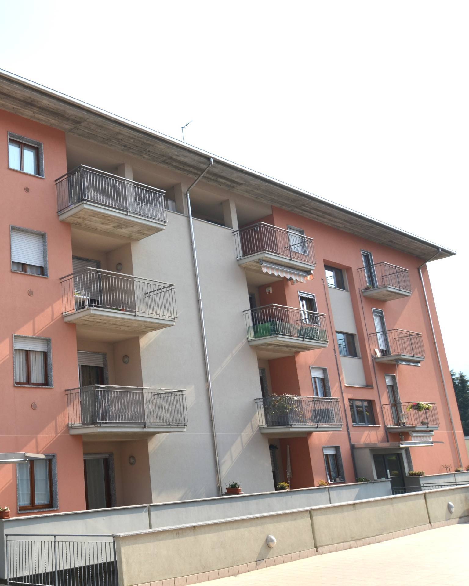 Appartamento in vendita a Calolziocorte, Pascolo
