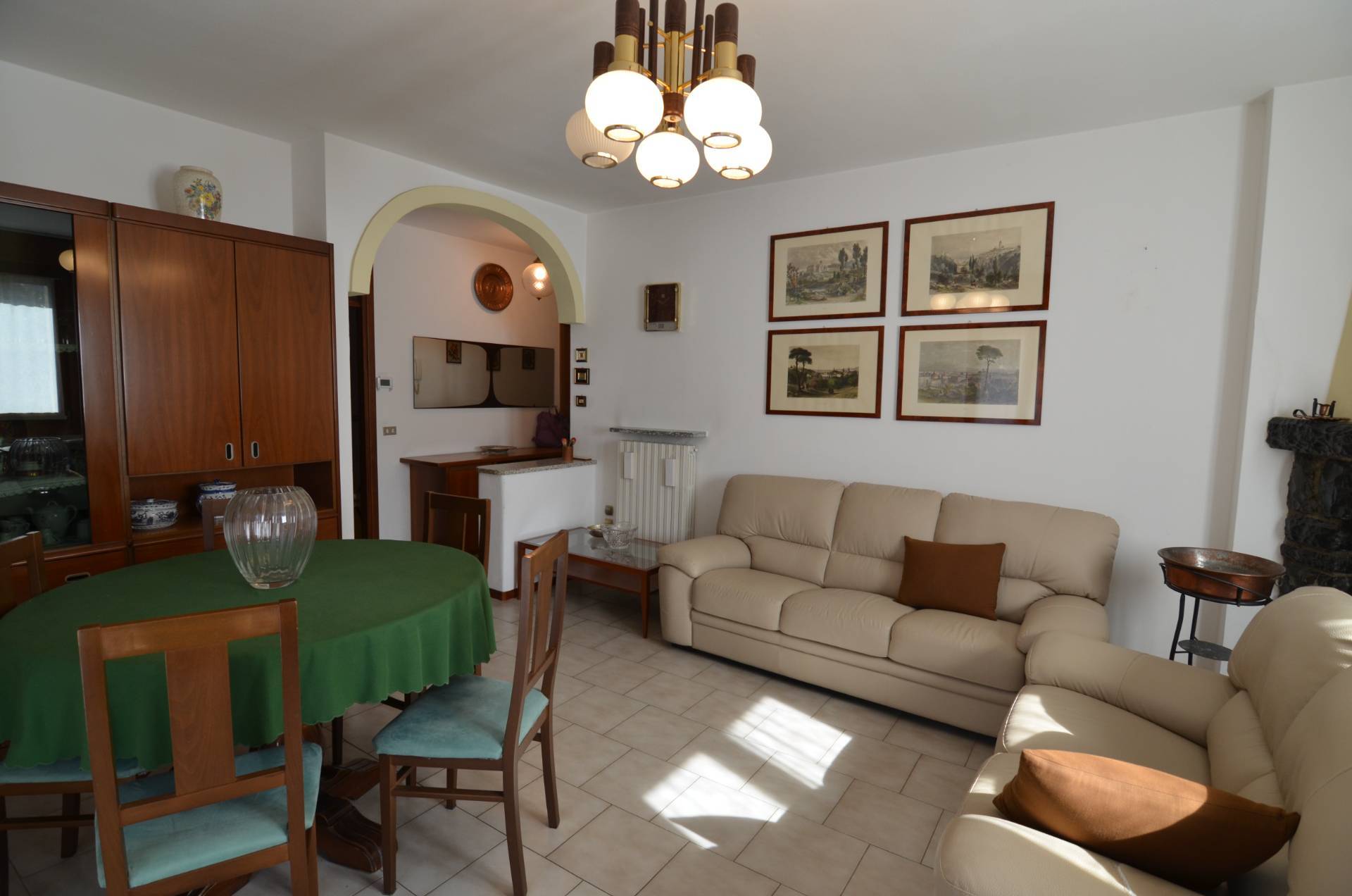 Appartamento in vendita a Dervio