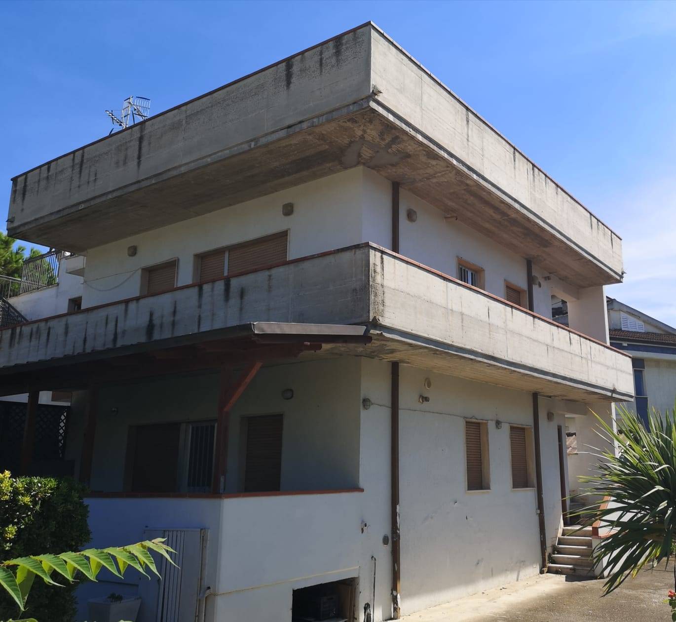Casa bifamiliare in vendita a Martinsicuro, Villa Rosa