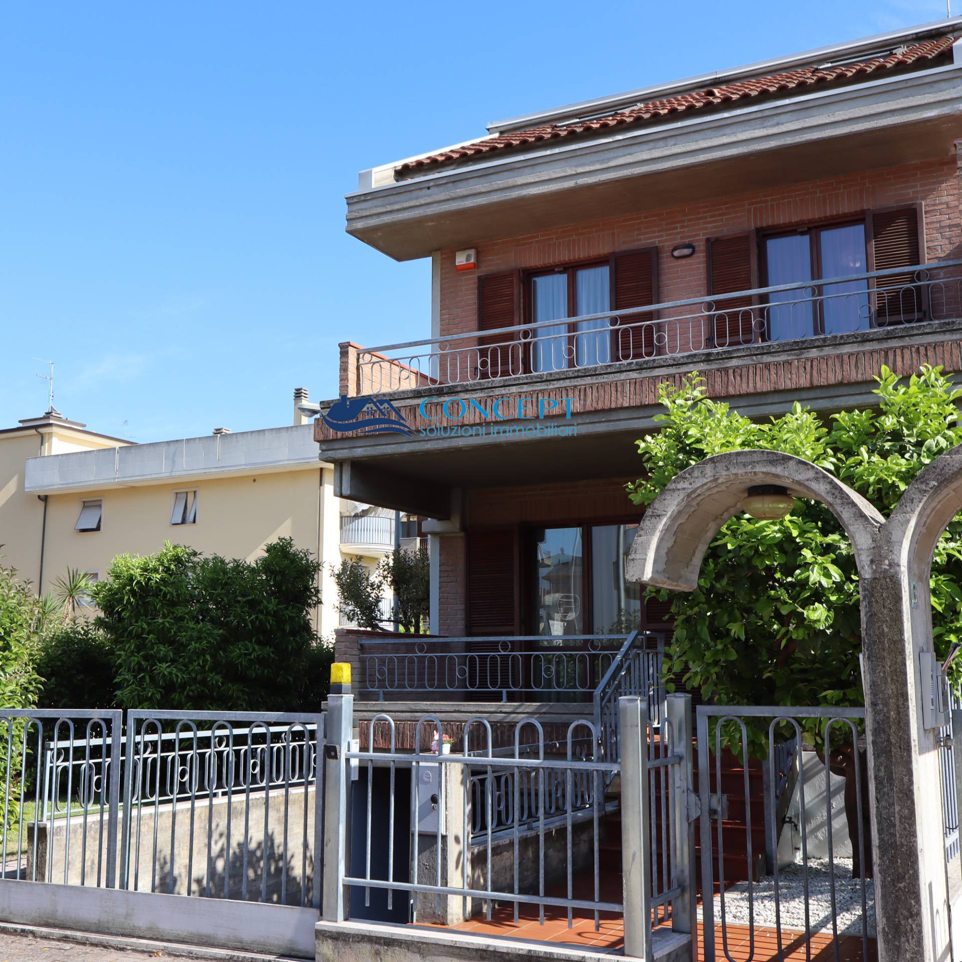 Villette a schiera in vendita a San Benedetto del Tronto, Porto d'Ascoli