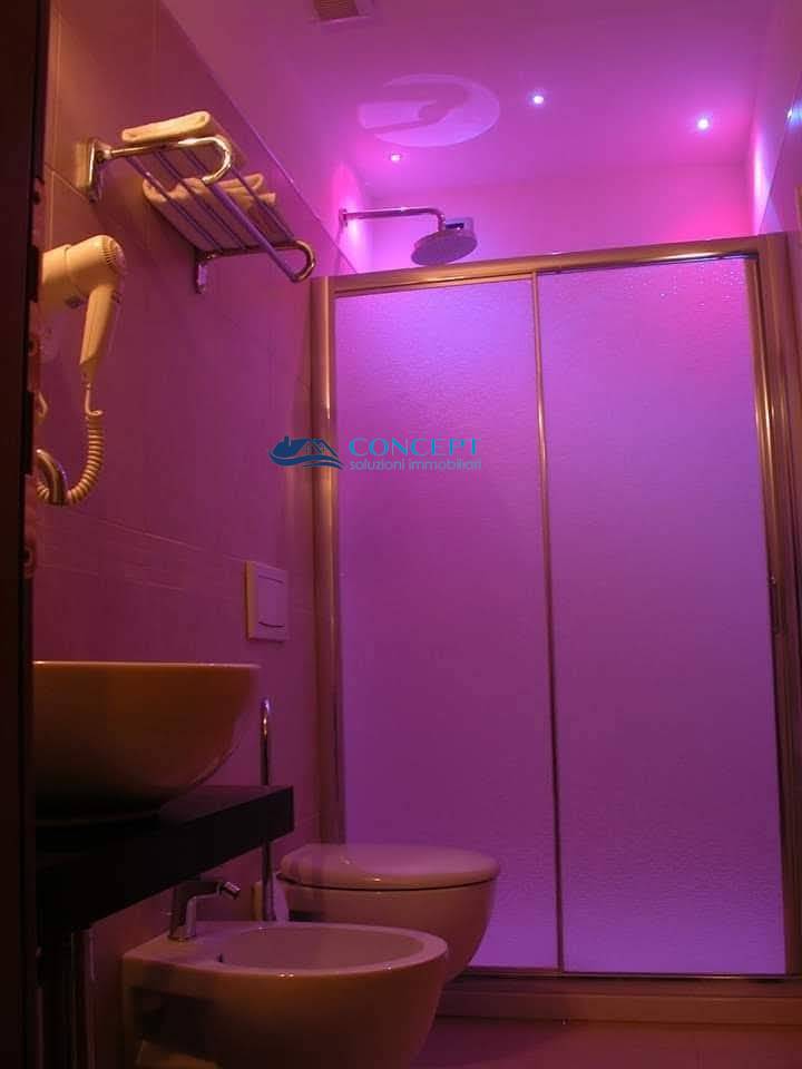 Villa in vendita a Martinsicuro, Villa Rosa