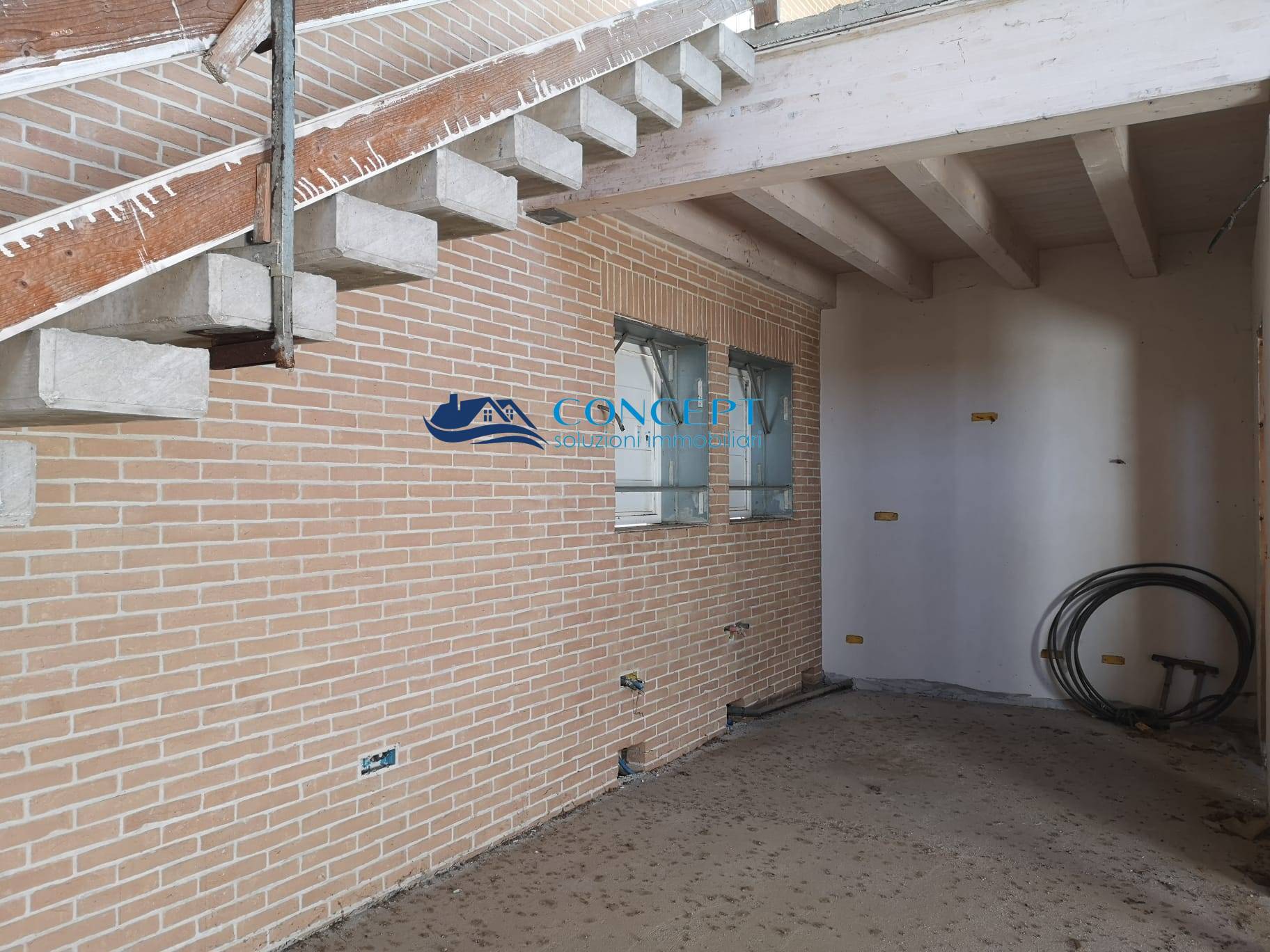 Casa bifamiliare in vendita a Controguerra