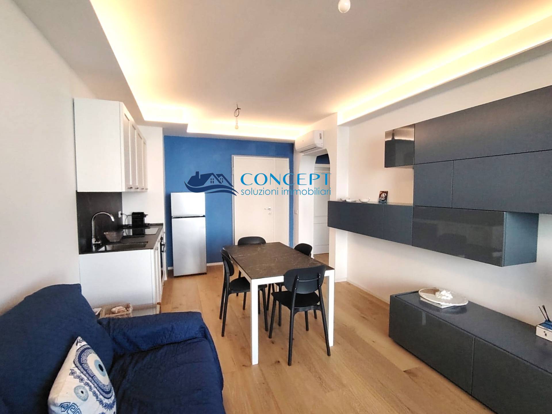 Appartamento in vendita a Martinsicuro, Villa Rosa