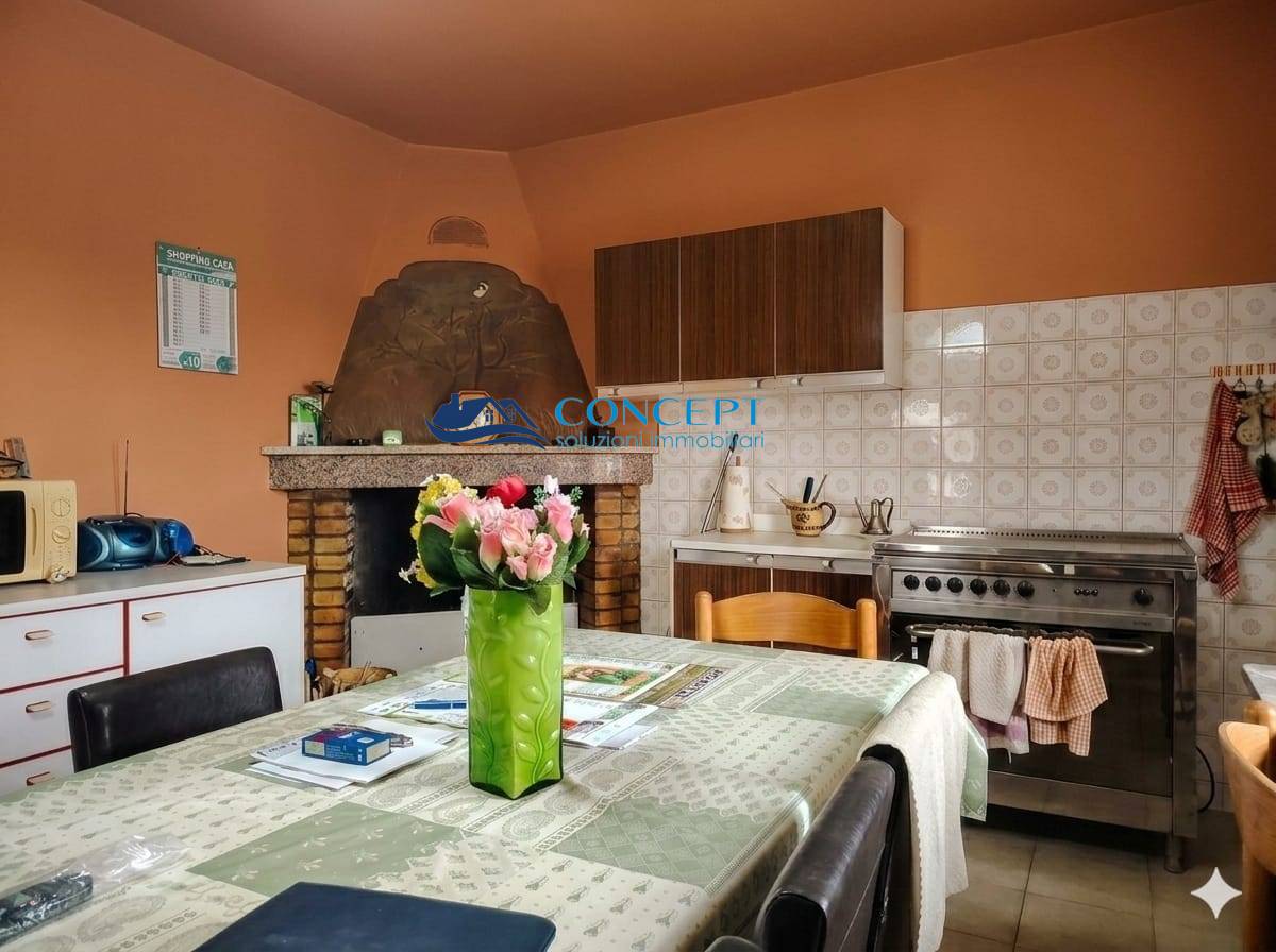 Casolare in vendita a Martinsicuro, Villa Rosa