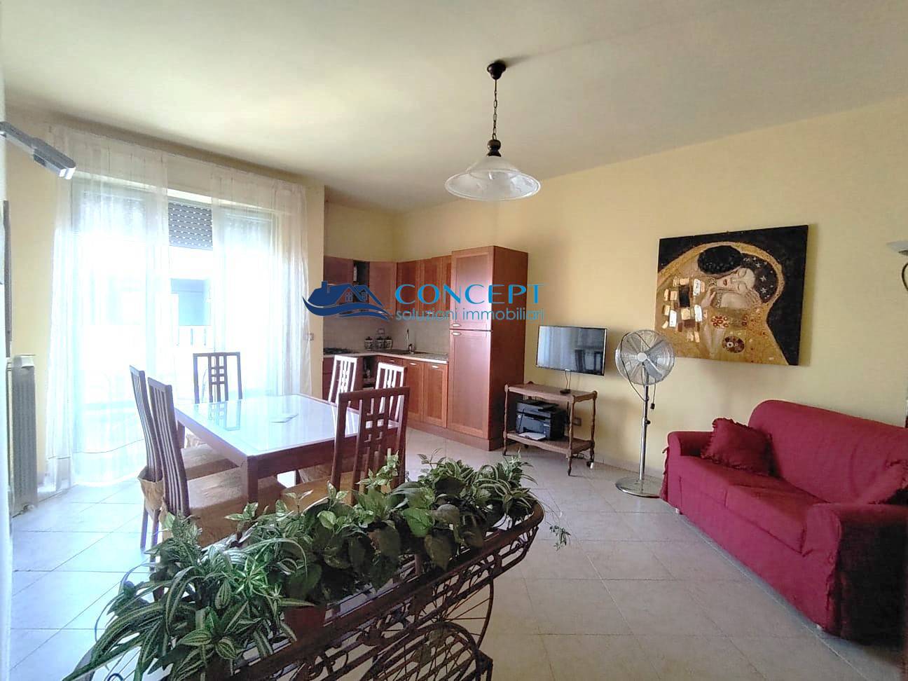 Appartamento in vendita a Martinsicuro, Villa Rosa