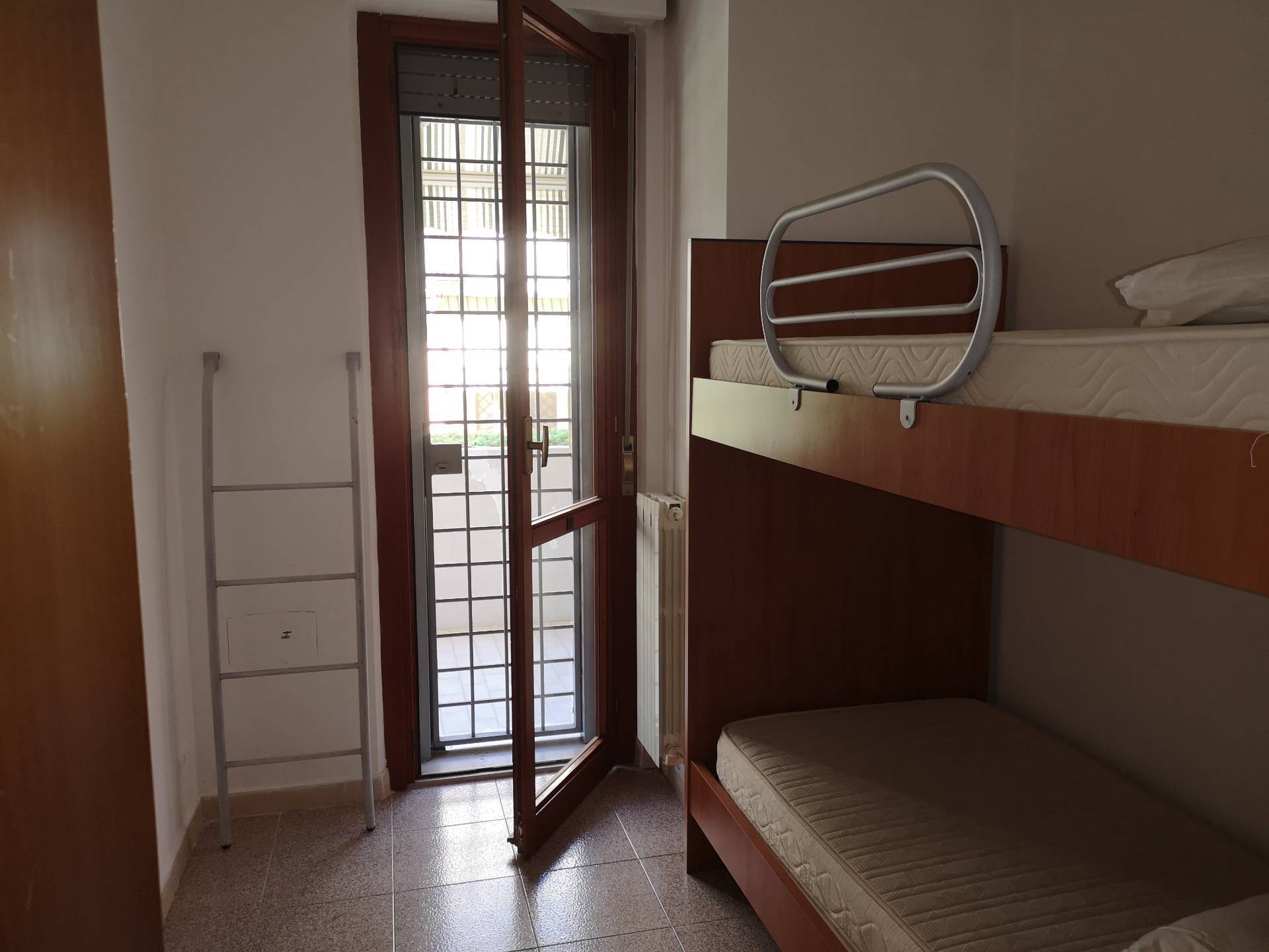 Appartamento in vendita a Martinsicuro, Villa Rosa