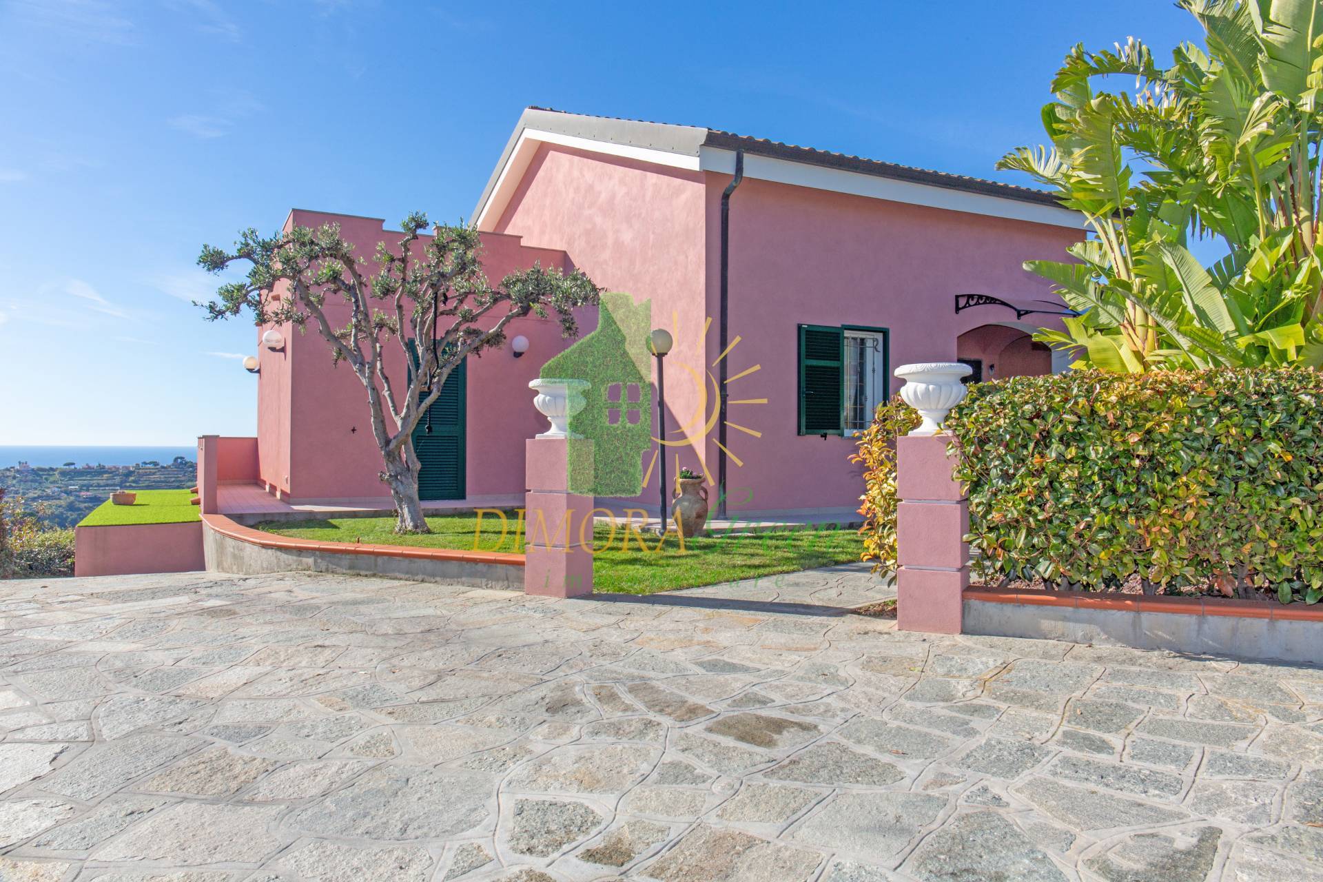 Villa in vendita a Sanremo, Bussana
