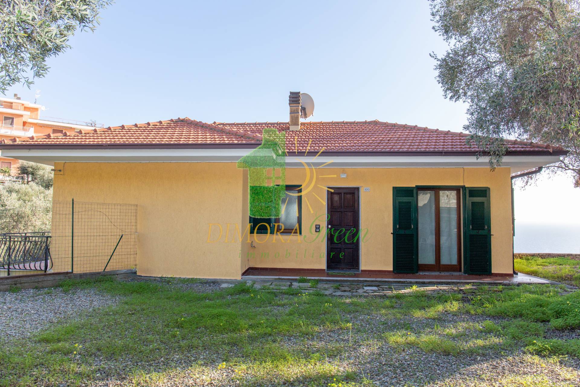 Casa Indipendente in vendita a Cipressa, Aregai