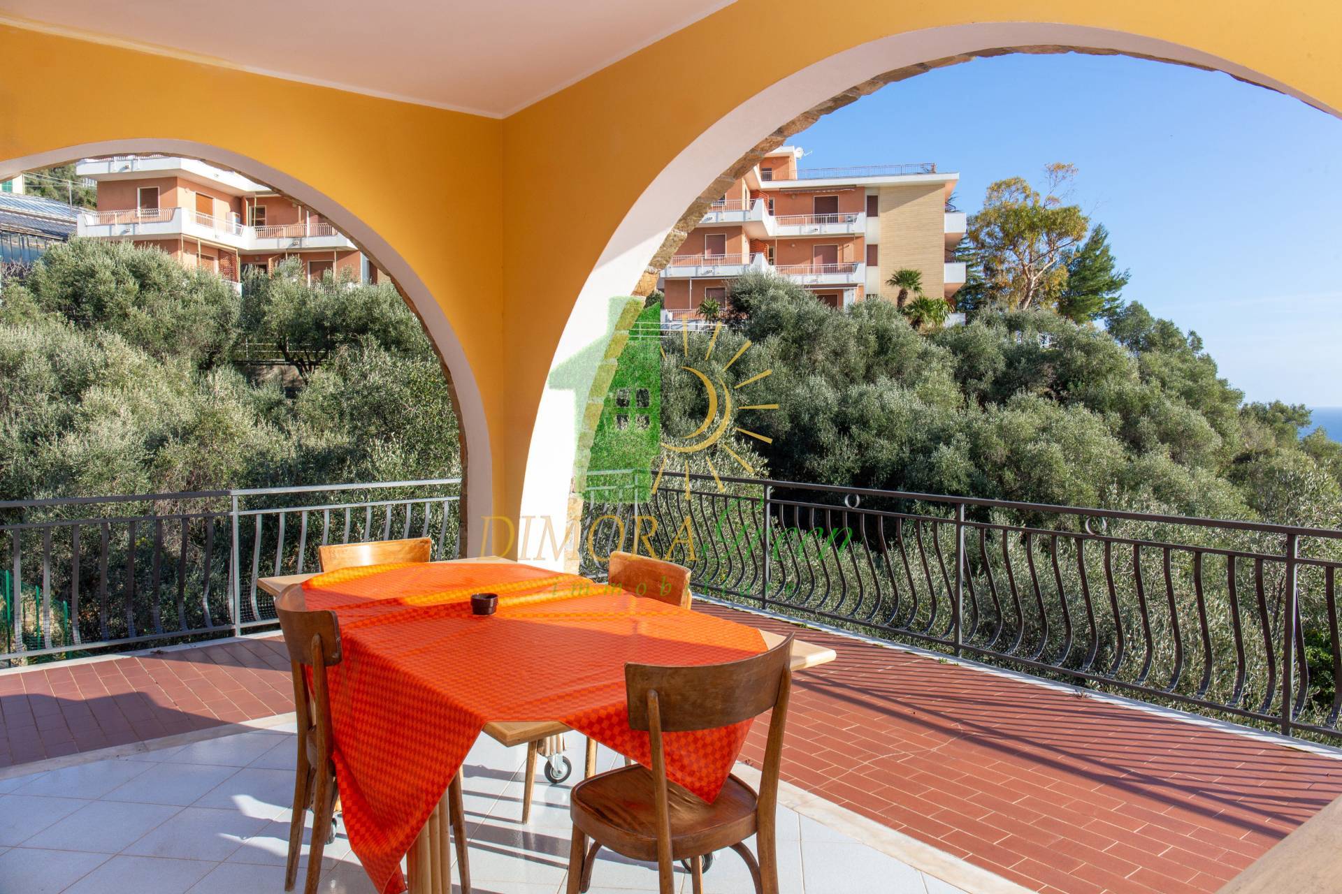 Casa Indipendente in vendita a Cipressa, Aregai