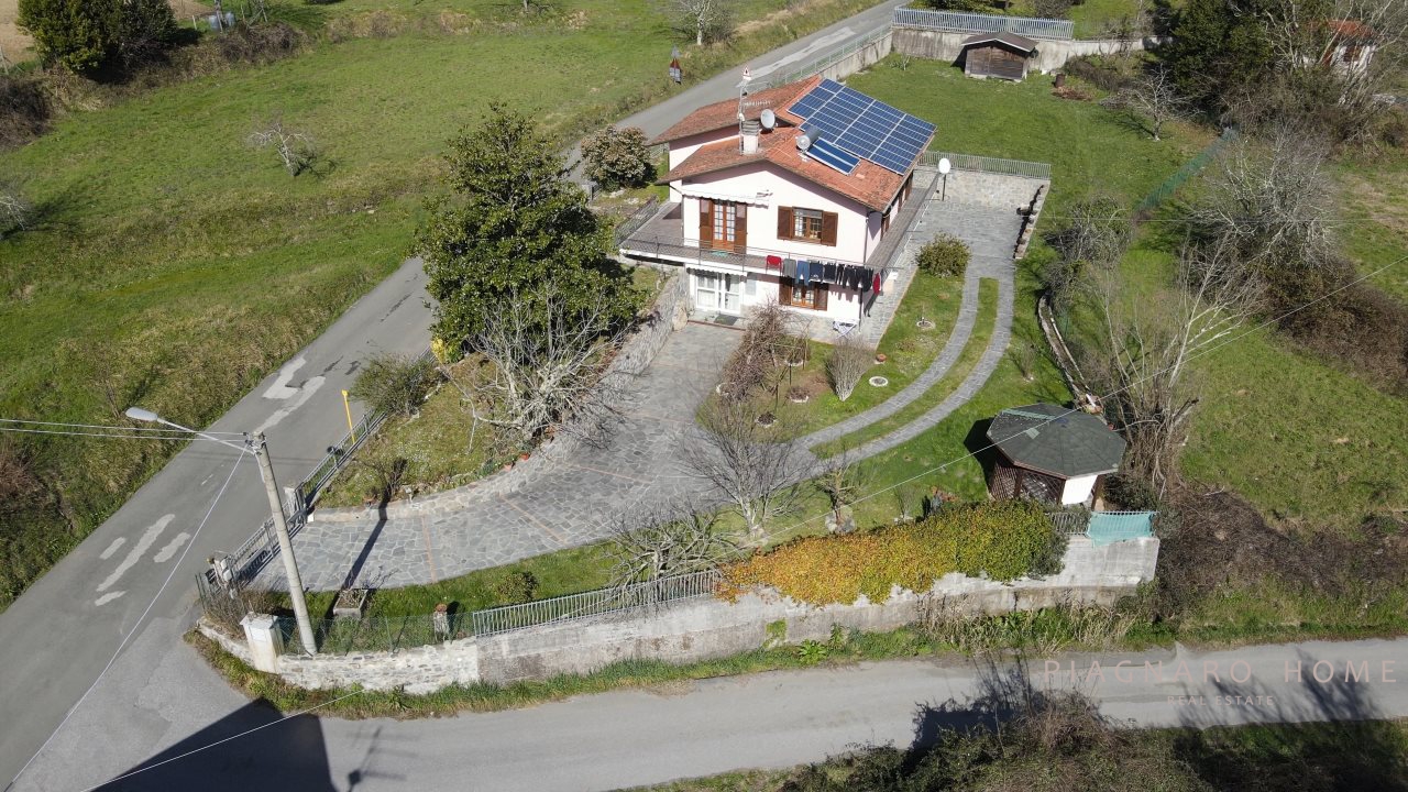 Casa indipendente in vendita, Tresana villa