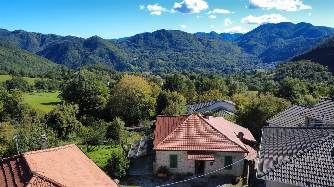 Casa indipendente in vendita a Zeri