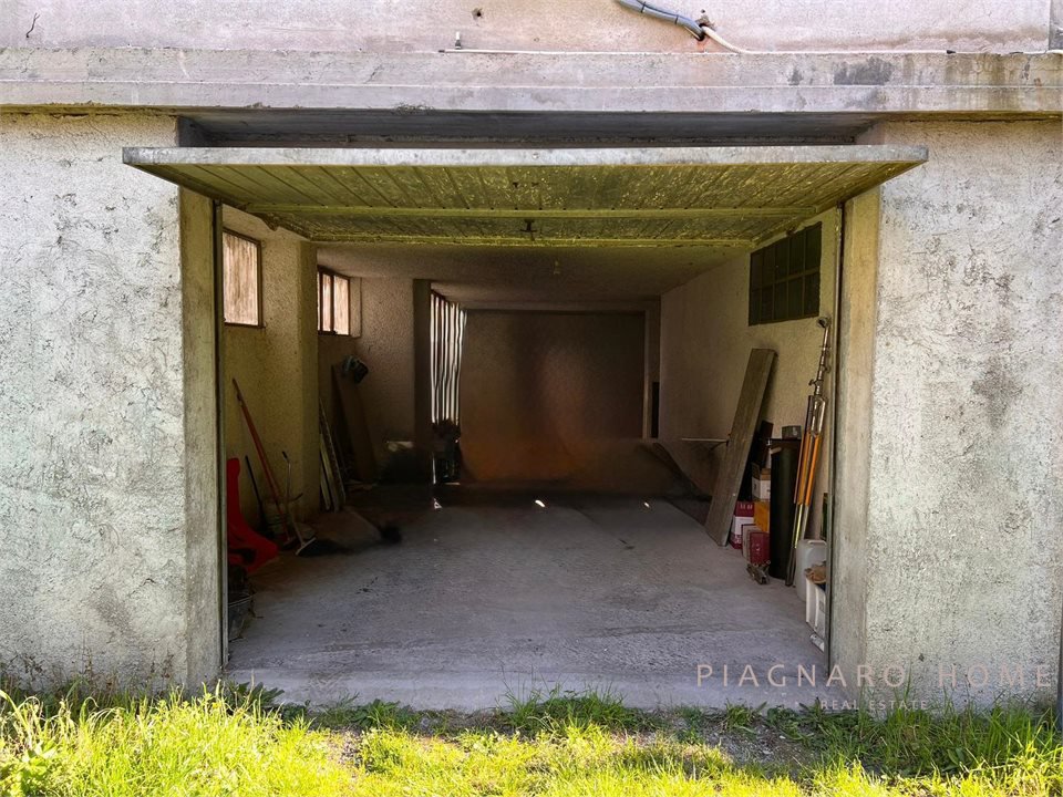 Box/Garage 67mq in vendita a Pontremoli