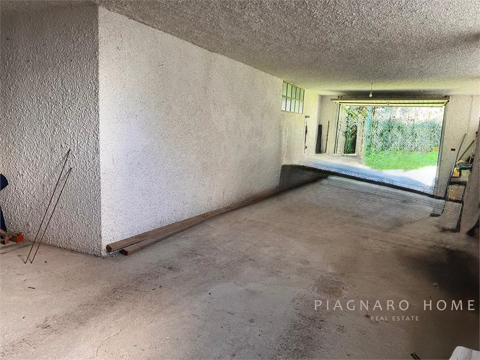 Box/Garage 67mq in vendita a Pontremoli