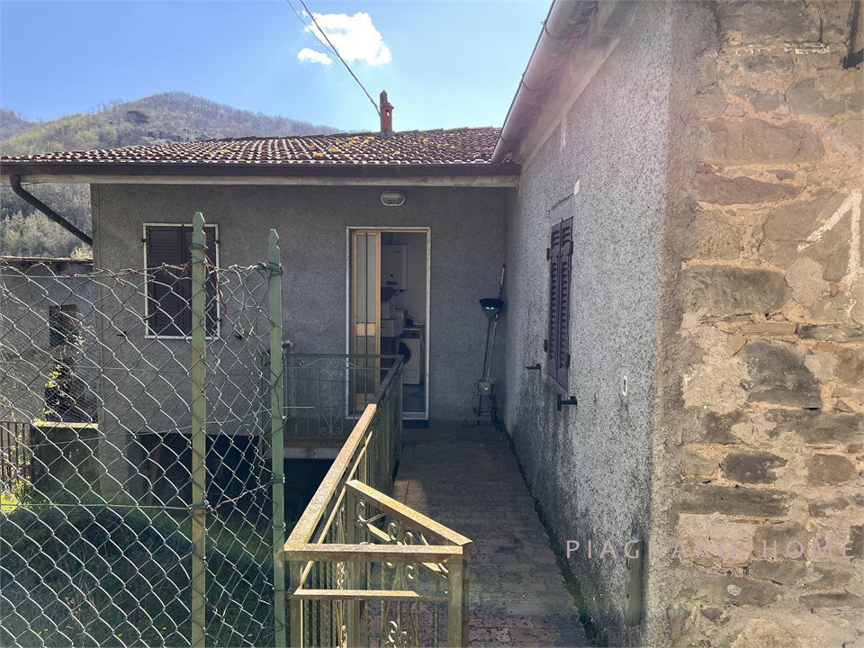 Trilocale in vendita a Filattiera