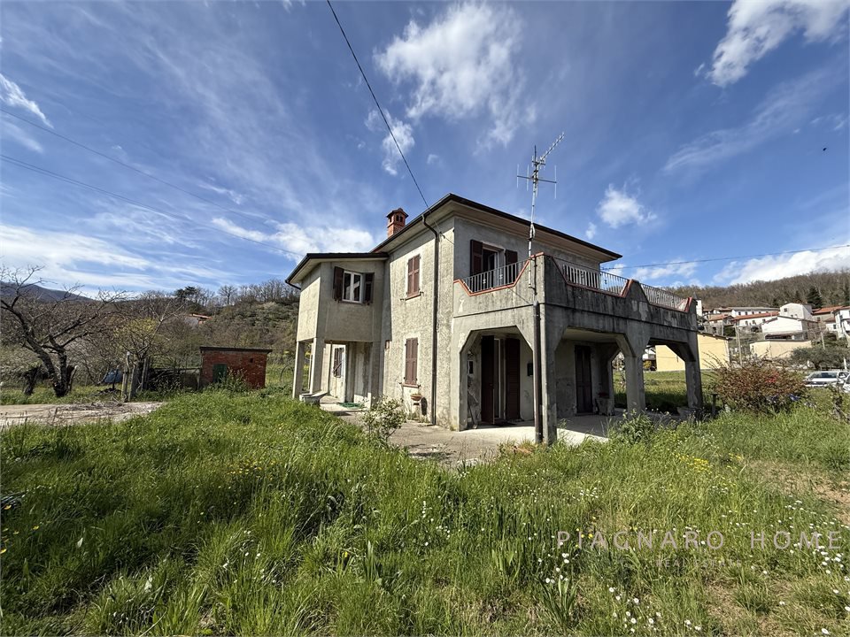 Casa indipendente in vendita a Mulazzo