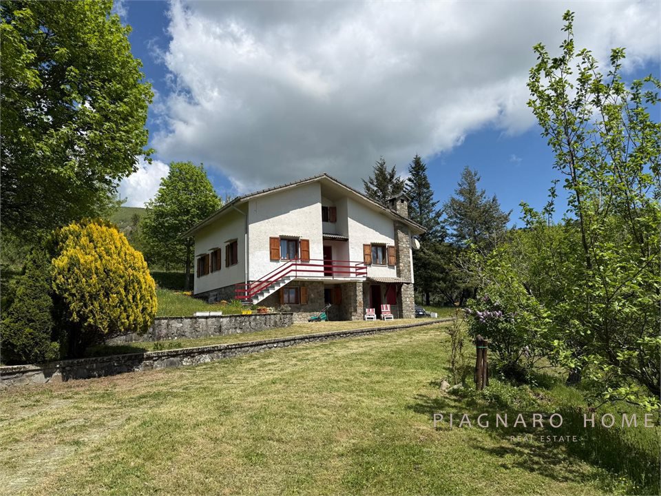 Casa indipendente in vendita a Zeri