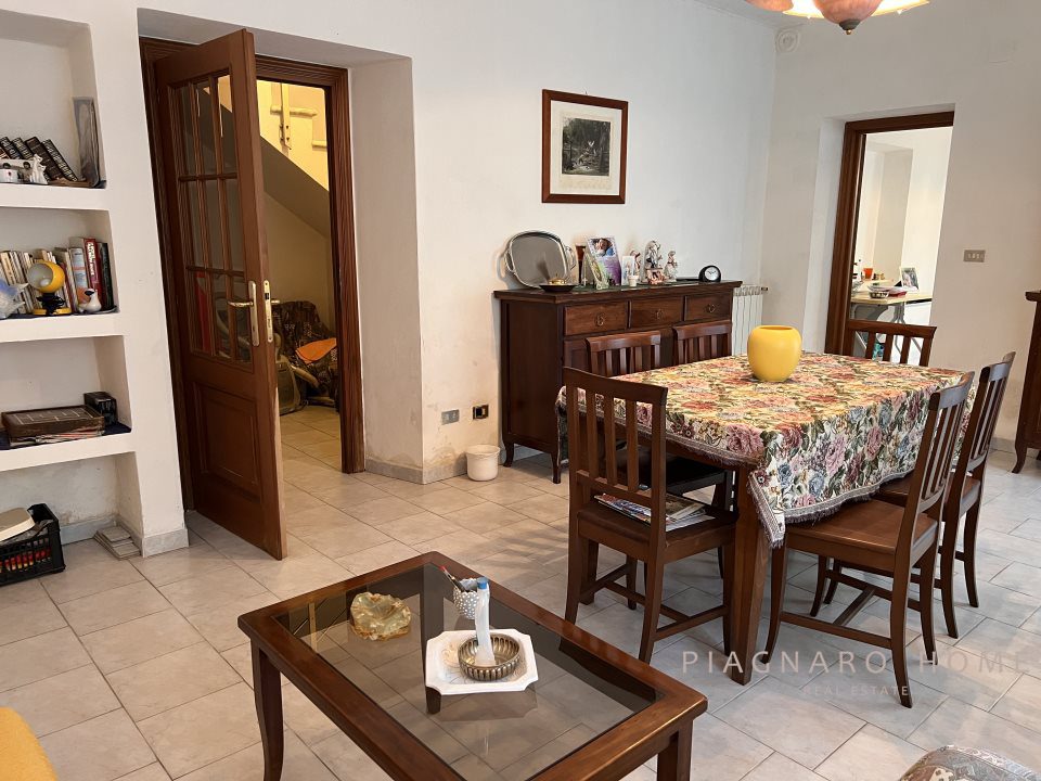 Casa indipendente in vendita a Pontremoli