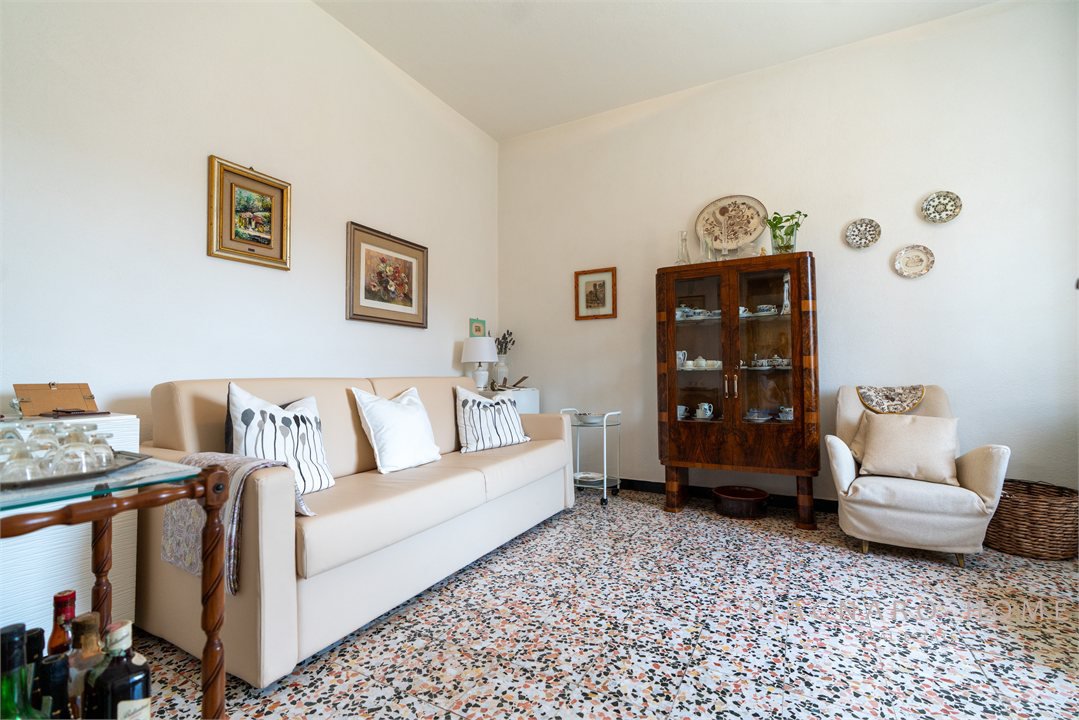 Casa indipendente in vendita, Zeri paretola
