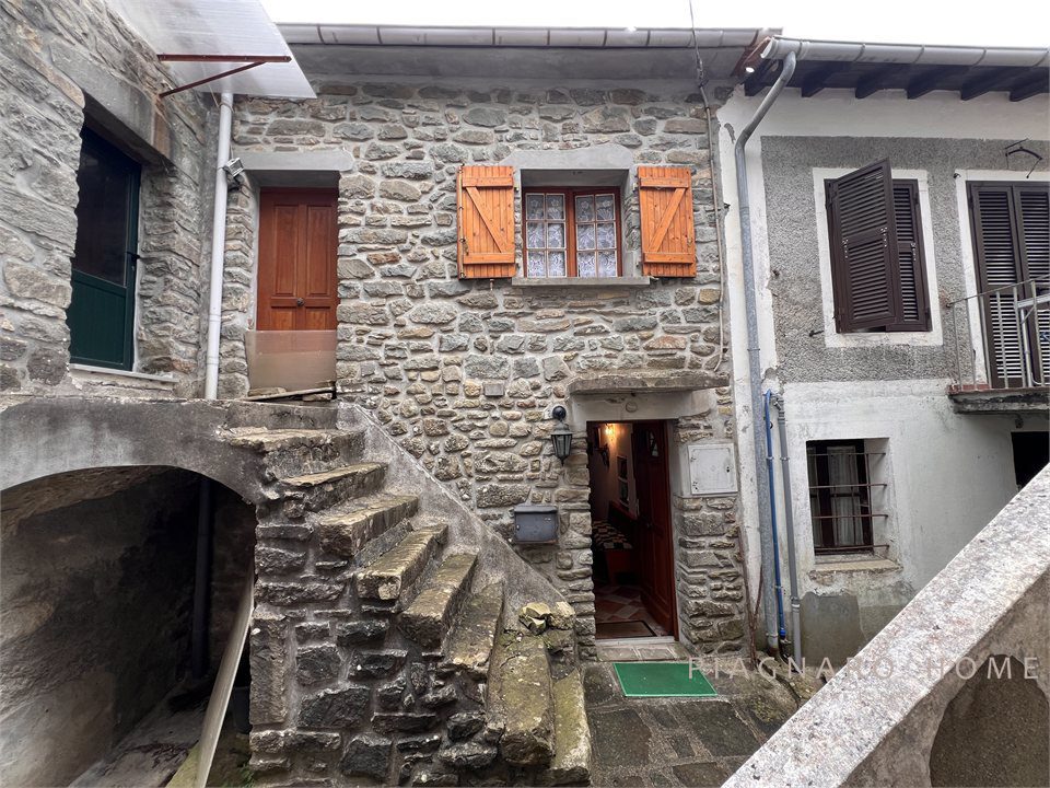 Casa – Pontremoli, Massa-Carrara