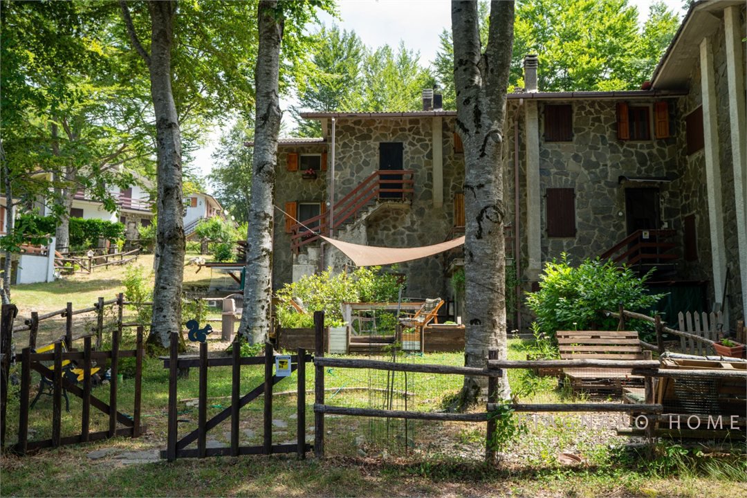 Casa indipendente in vendita, Zeri villaggio aracci