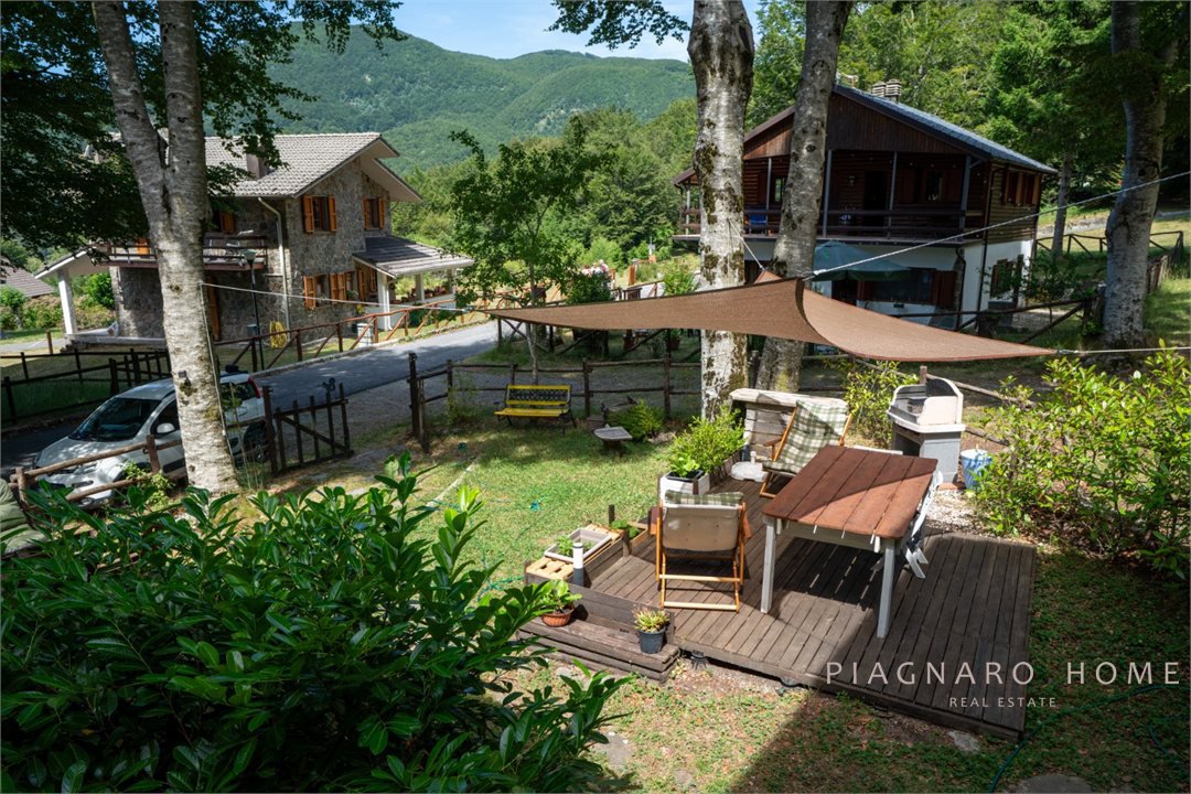 Casa indipendente in vendita, Zeri villaggio aracci