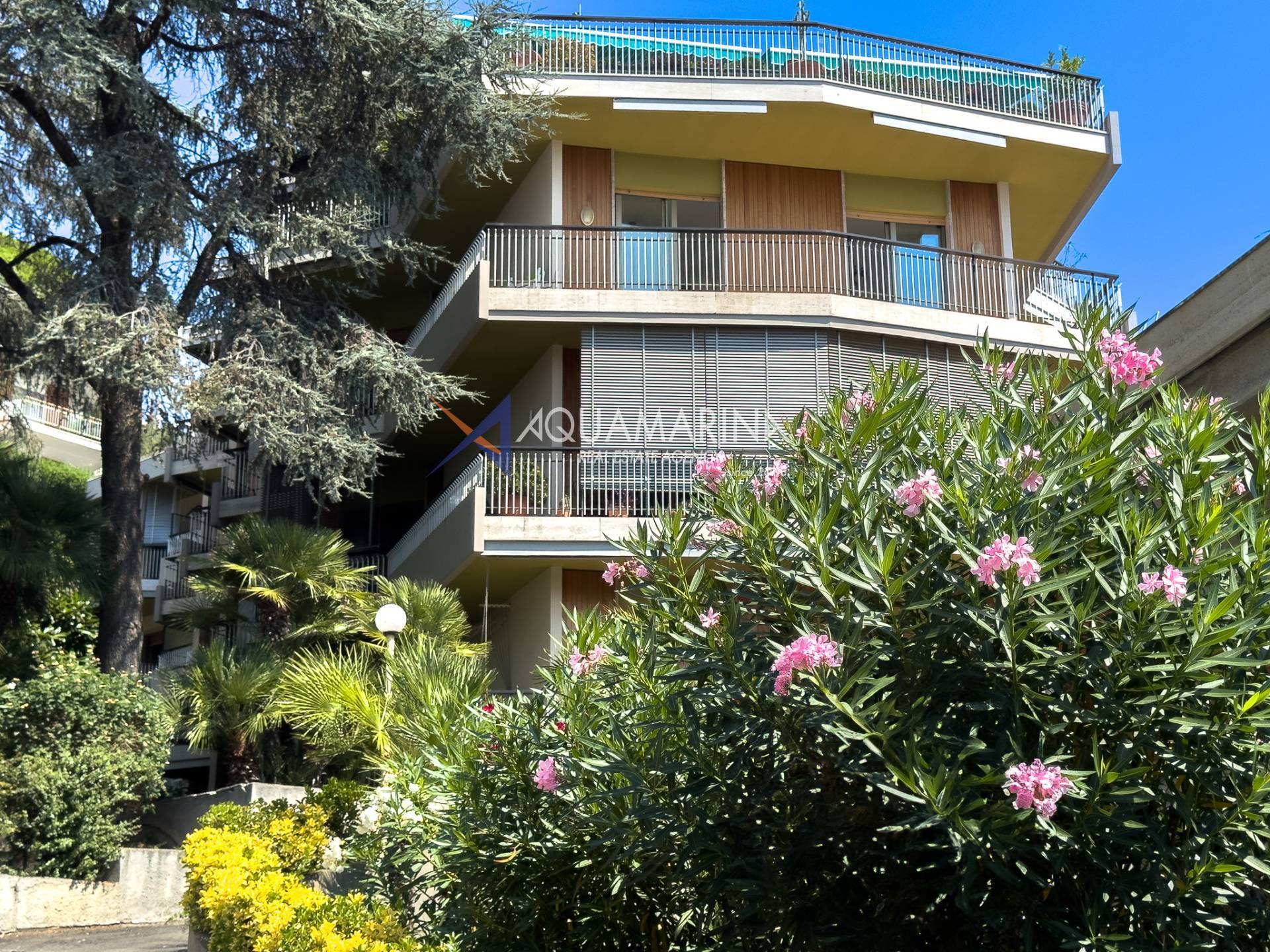 Appartamento in vendita a Ospedaletti