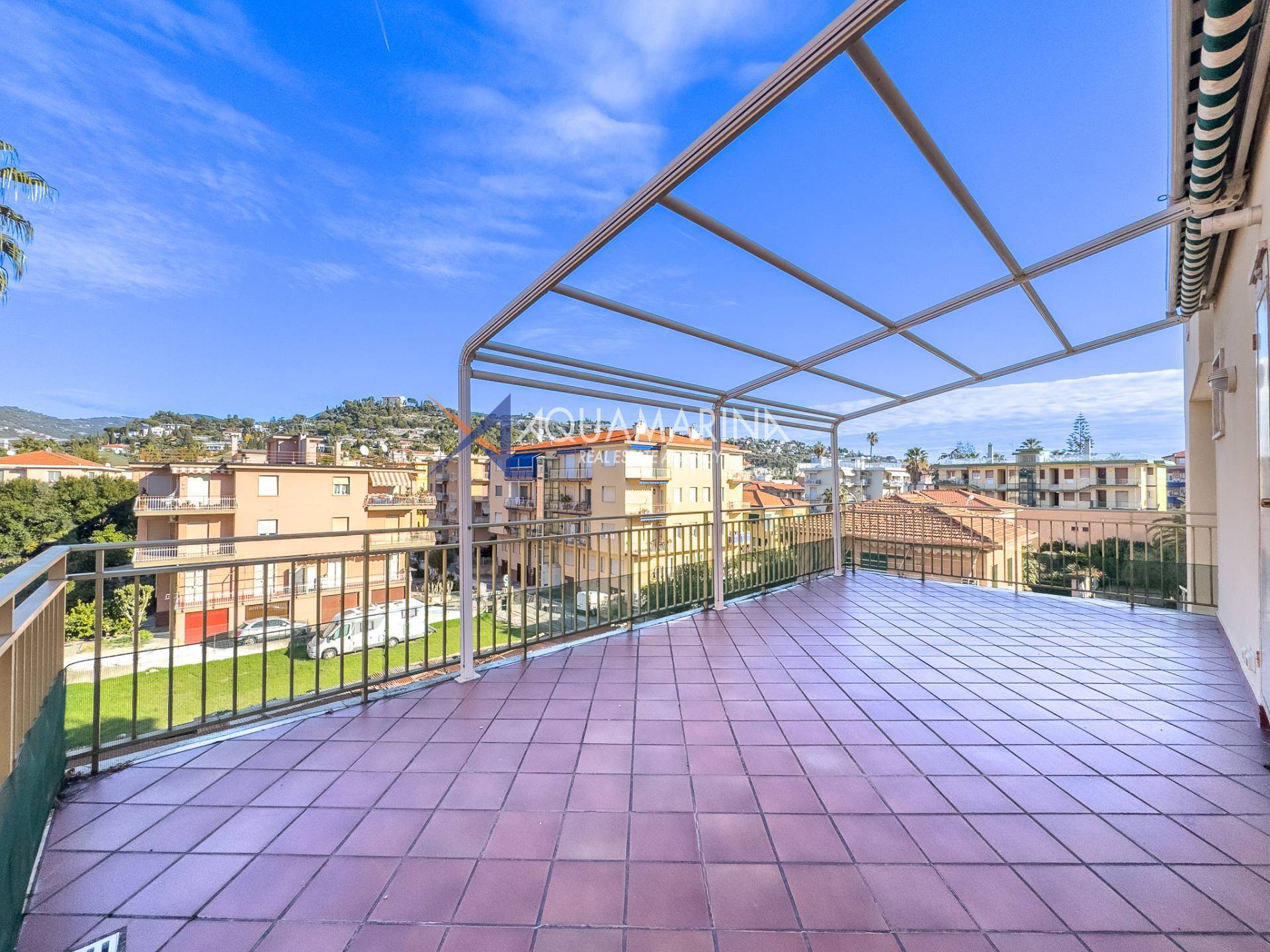 Appartamento in vendita a Bordighera