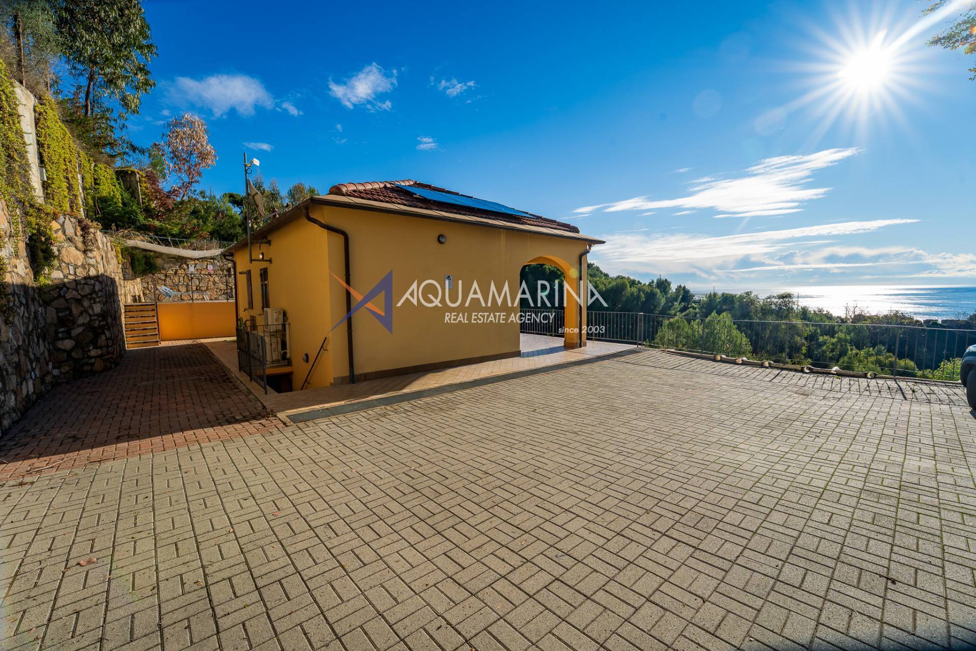 Villa in vendita a Cipressa