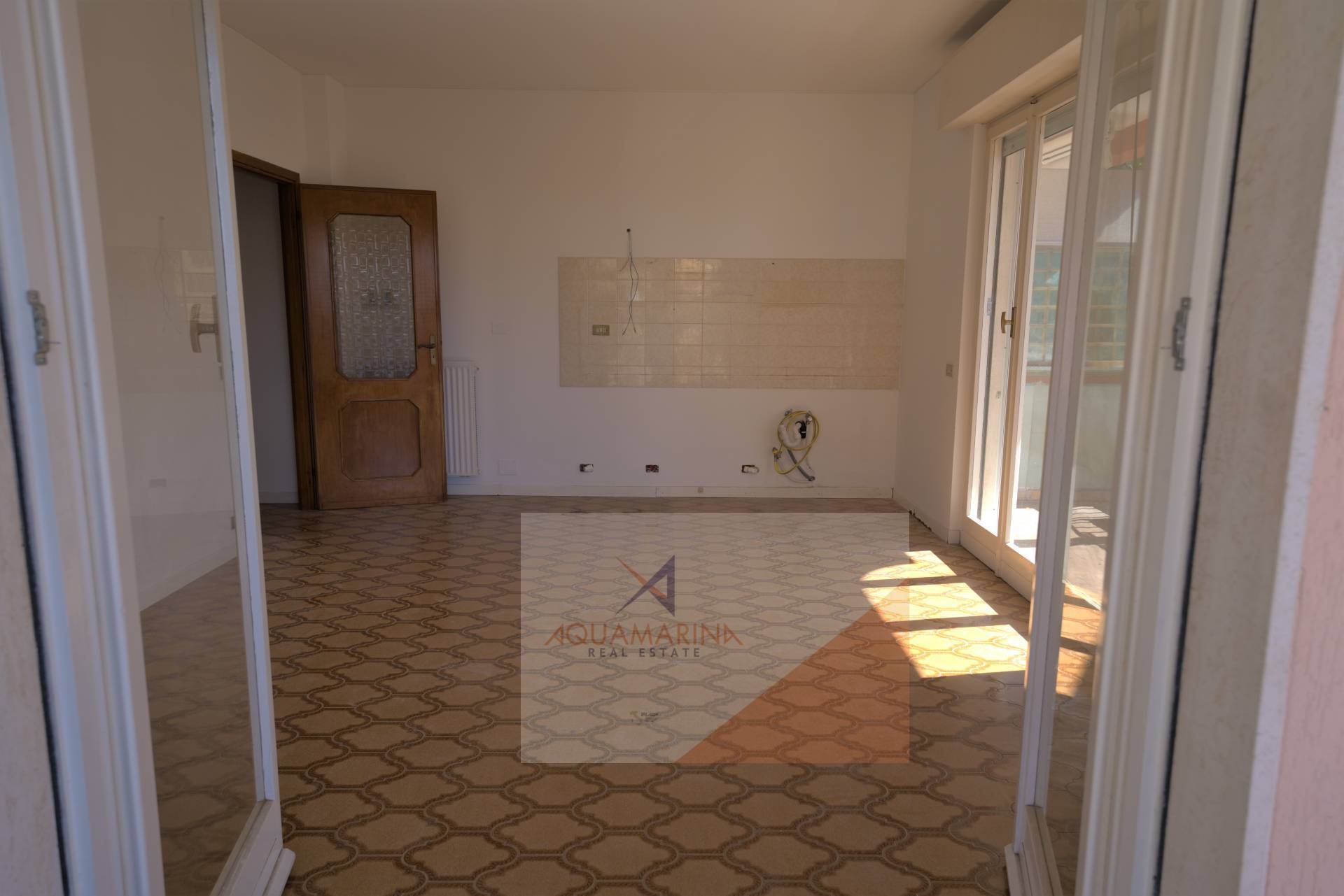 Appartamento in vendita a Vallecrosia