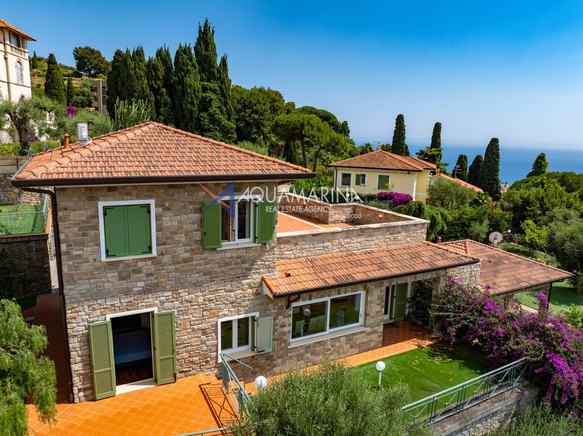 Villa in vendita a Bordighera