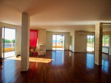 Villa in vendita a Bordighera