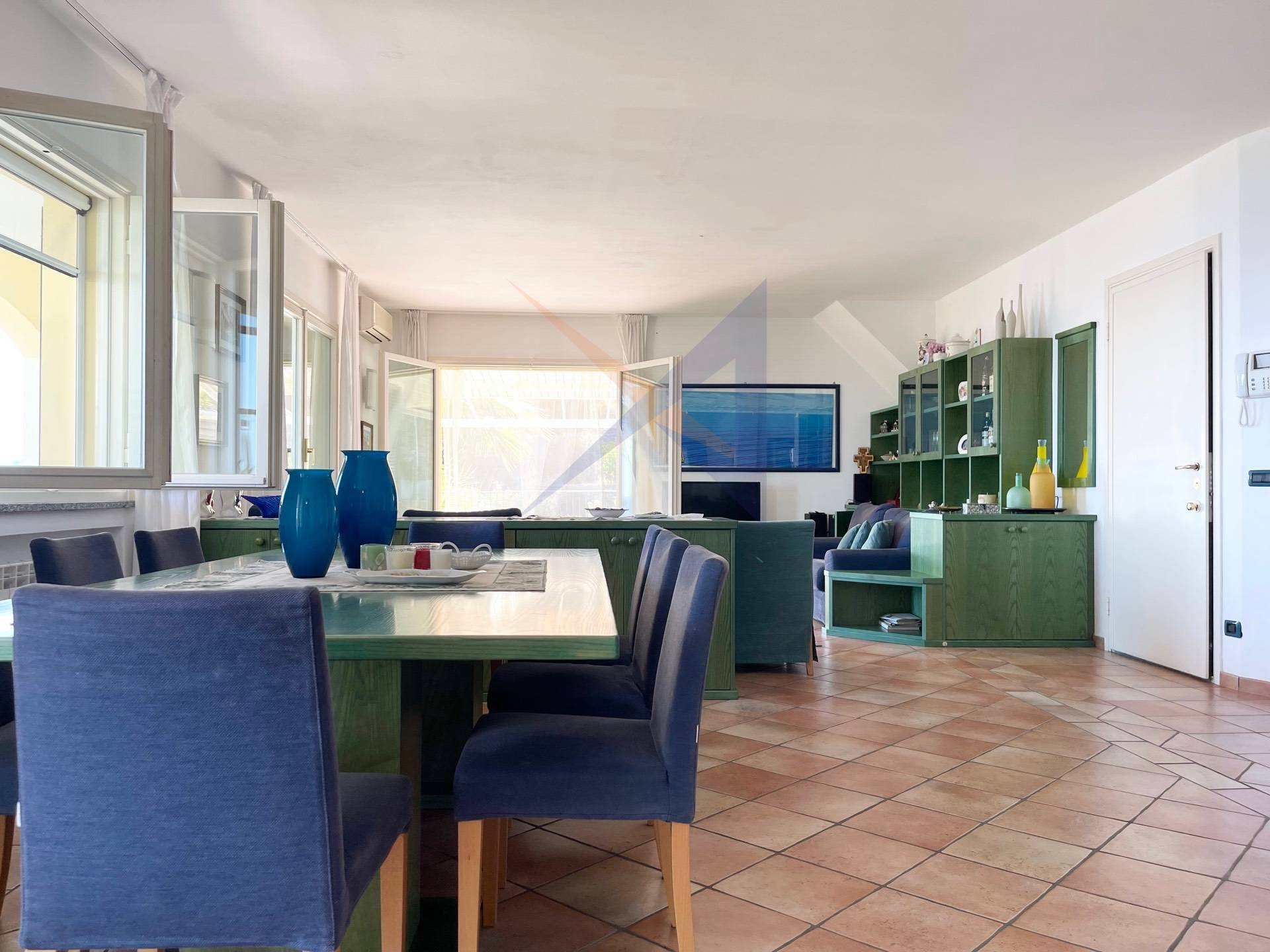 Villa in vendita a Ospedaletti