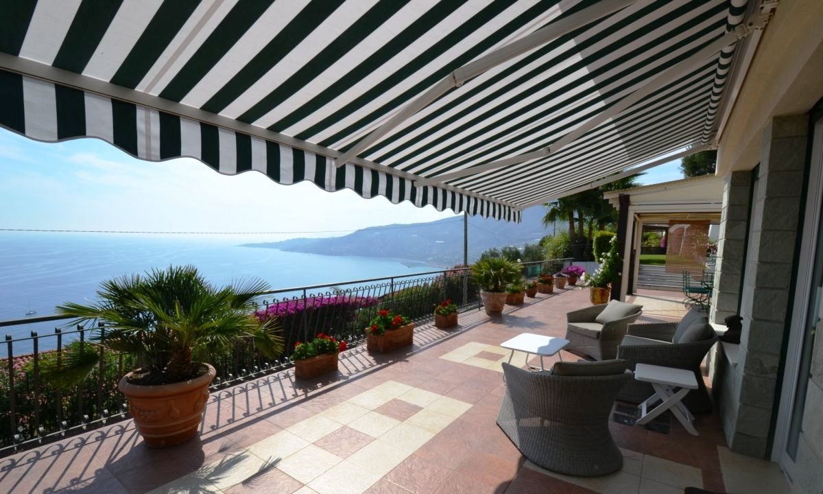 Villa in vendita a Ospedaletti