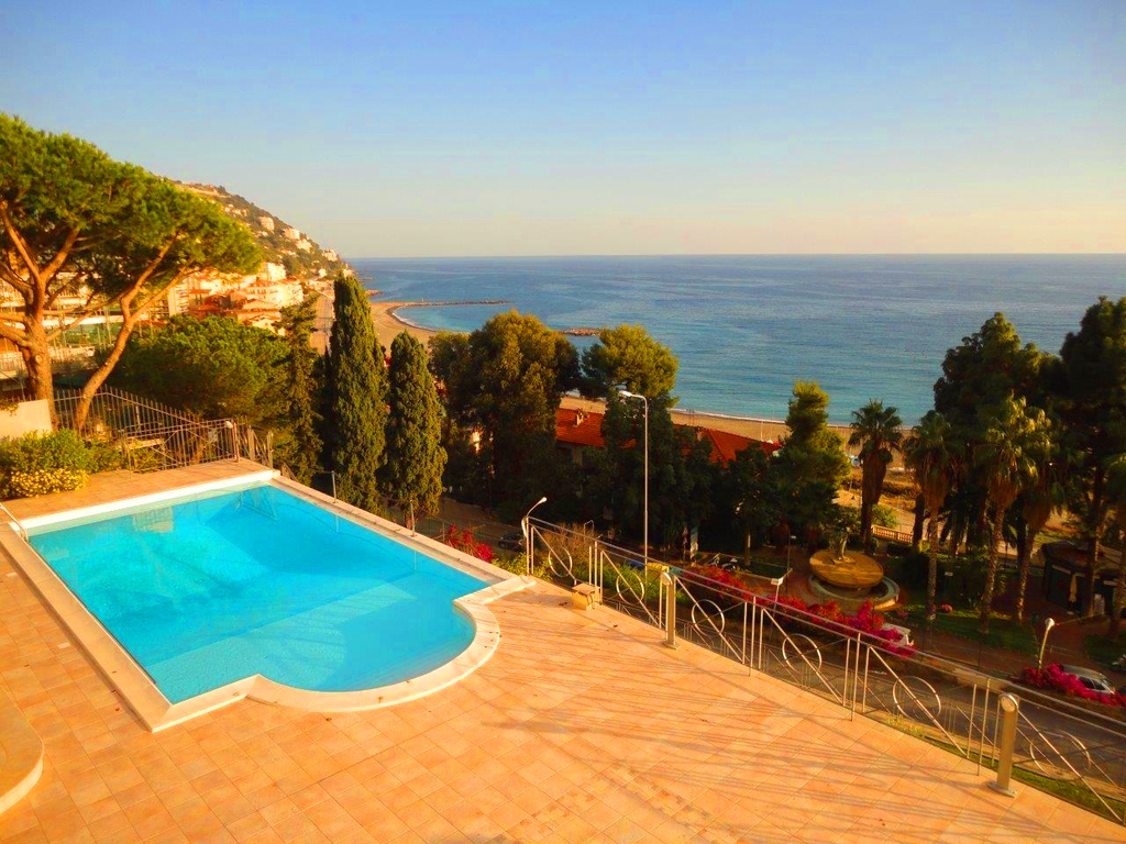 Villa in vendita a Ospedaletti