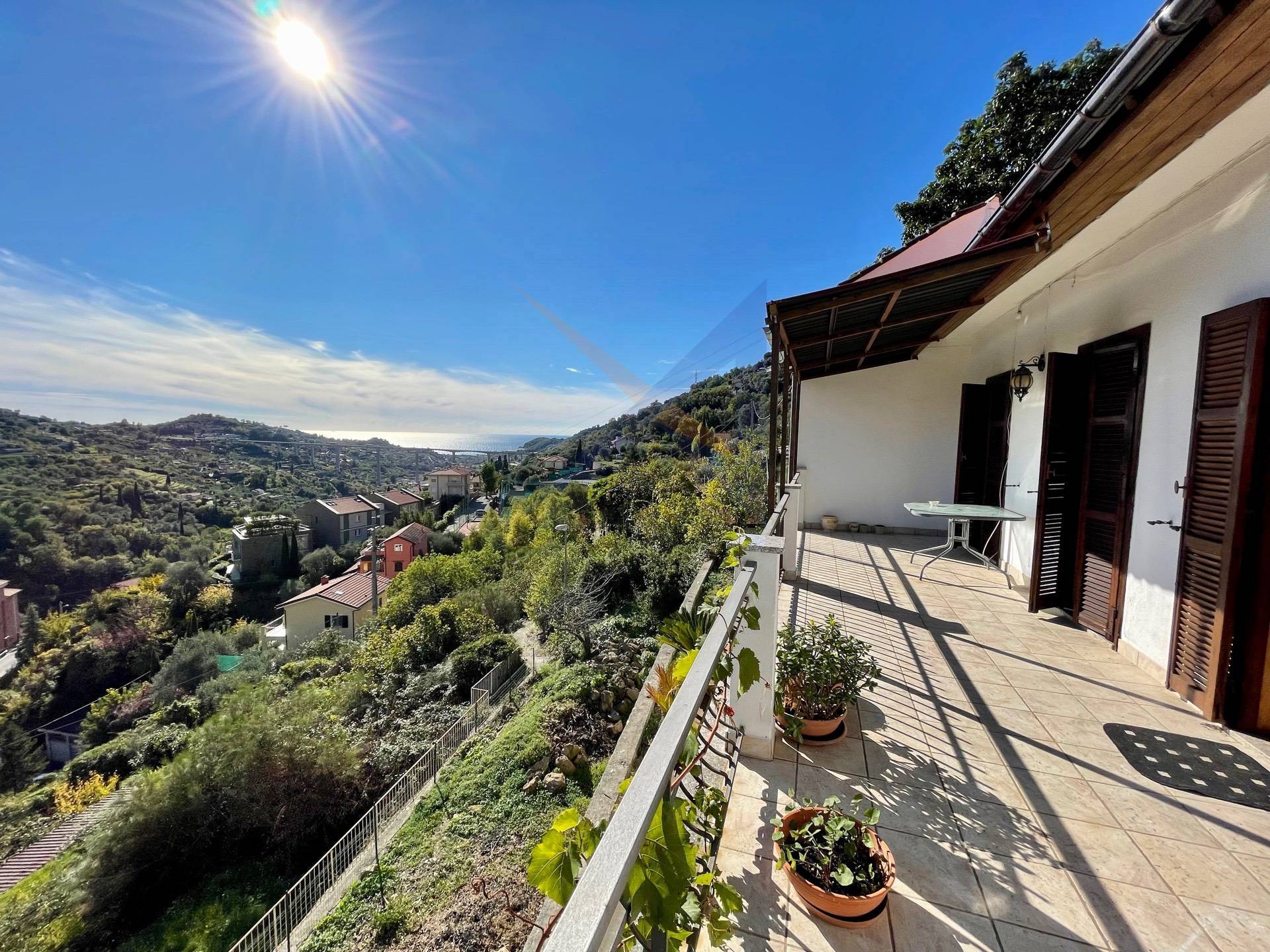 Villa in vendita a Vallebona