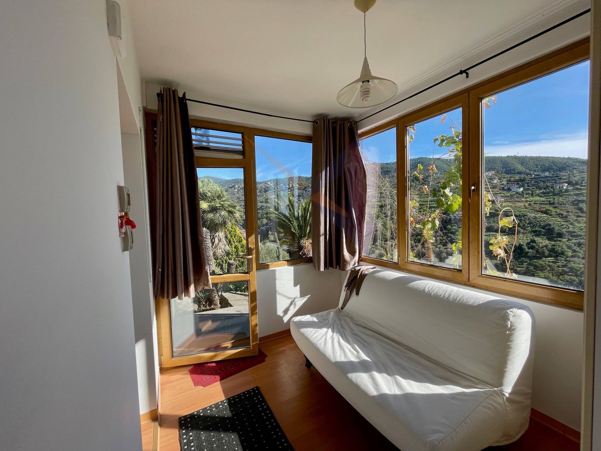 Villa in vendita a Vallebona