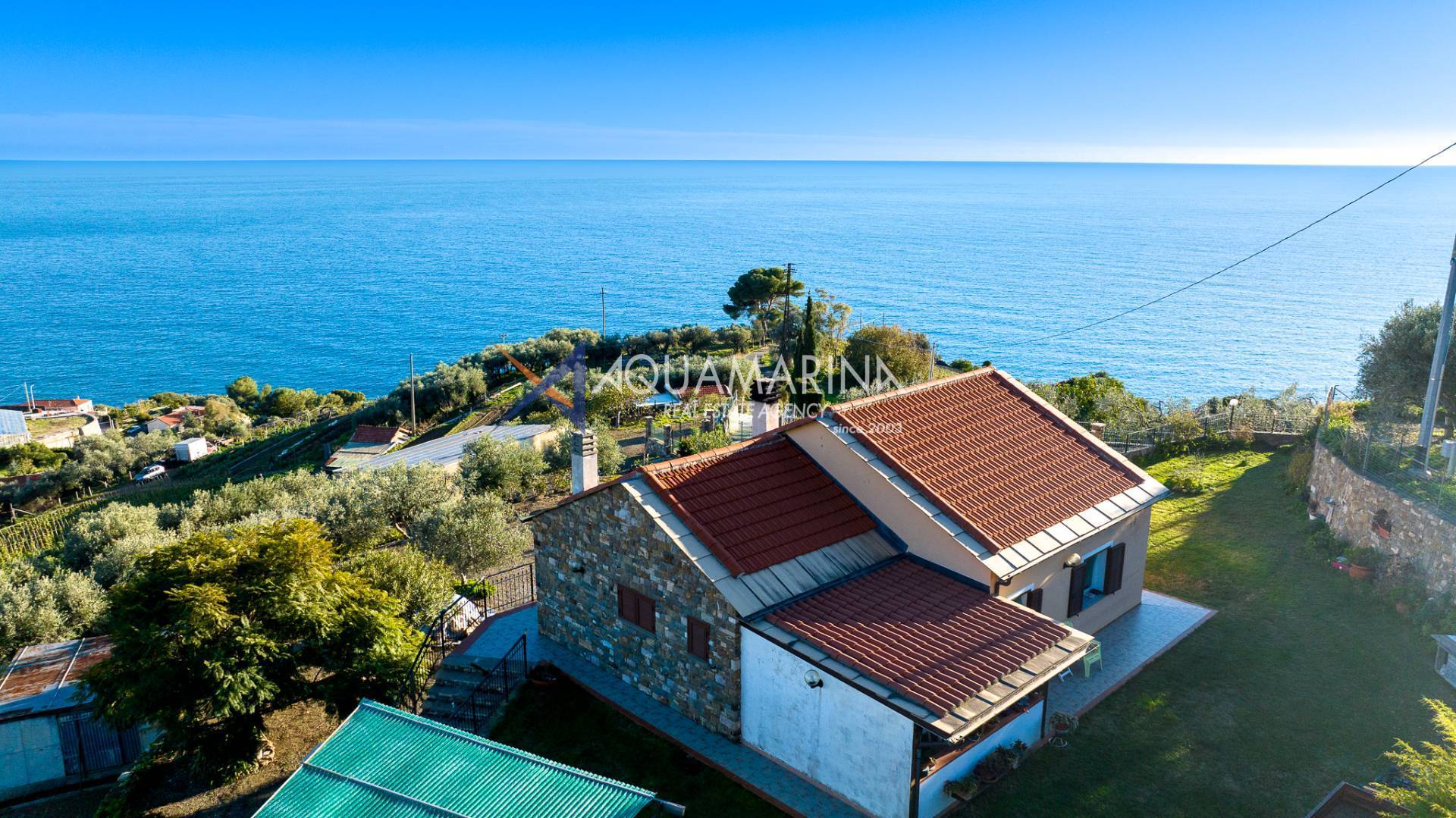 Villa in vendita a Cipressa, Aregai